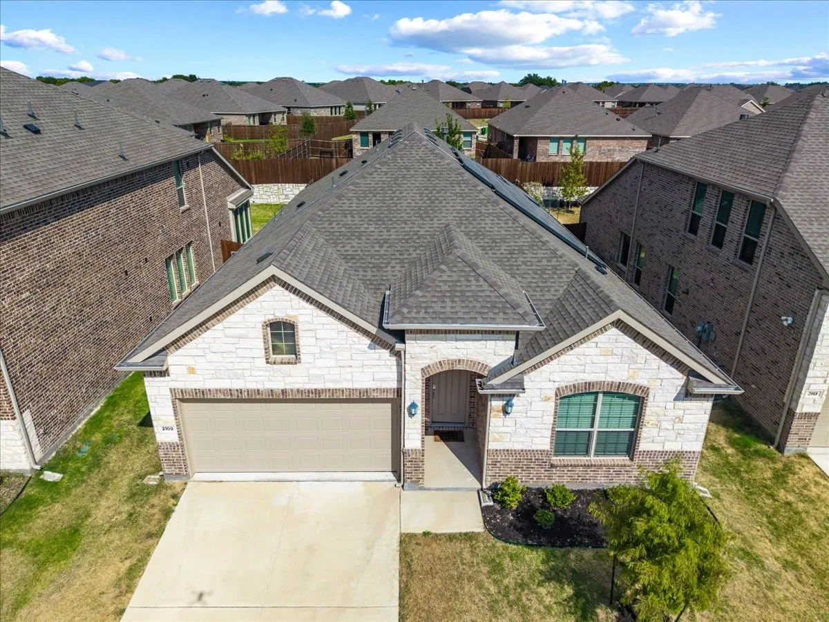 Single Family Residence For Sale in Denton County , 2109 Esher Drive, Little Elm, Texas 75068, 4 Bedroom, 3 Bathroom, 2 Garage spaces, 2,175 Sqft, built in 2024, mls#21374572, Real Estate Agent in Little Elm, Homes For Sale in Denton county, Homes For Sale in Little Elm, Realtor in Little Elm Texas, Real Estate Brokerage Independent Realty Texas, Luminita Cordes Realtor