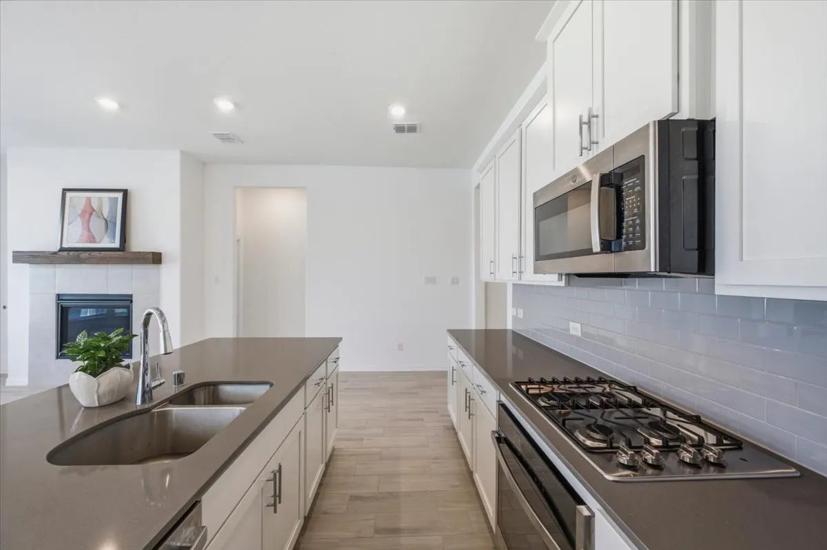 Single Family Residence For Sale in Denton County , 2109 Esher Drive, Little Elm, Texas 75068, 4 Bedroom, 3 Bathroom, 2 Garage spaces, 2,175 Sqft, built in 2024, mls#21374572, Real Estate Agent in Little Elm, Homes For Sale in Denton county, Homes For Sale in Little Elm, Realtor in Little Elm Texas, Real Estate Brokerage Independent Realty Texas, Luminita Cordes Realtor