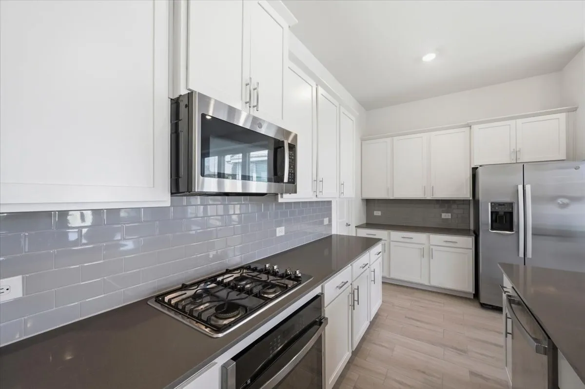 Single Family Residence For Sale in Denton County , 2109 Esher Drive, Little Elm, Texas 75068, 4 Bedroom, 3 Bathroom, 2 Garage spaces, 2,175 Sqft, built in 2024, mls#21374572, Real Estate Agent in Little Elm, Homes For Sale in Denton county, Homes For Sale in Little Elm, Realtor in Little Elm Texas, Real Estate Brokerage Independent Realty Texas, Luminita Cordes Realtor