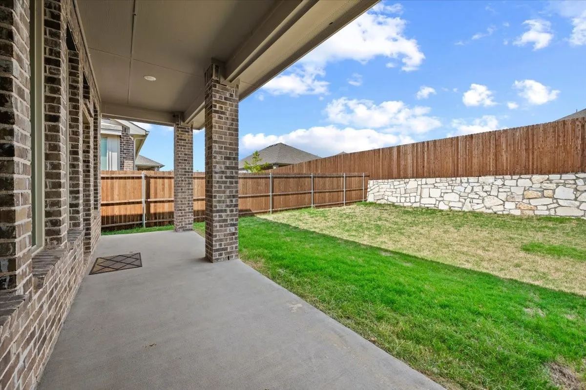 Single Family Residence For Sale in Denton County , 2109 Esher Drive, Little Elm, Texas 75068, 4 Bedroom, 3 Bathroom, 2 Garage spaces, 2,175 Sqft, built in 2024, mls#21374572, Real Estate Agent in Little Elm, Homes For Sale in Denton county, Homes For Sale in Little Elm, Realtor in Little Elm Texas, Real Estate Brokerage Independent Realty Texas, Luminita Cordes Realtor