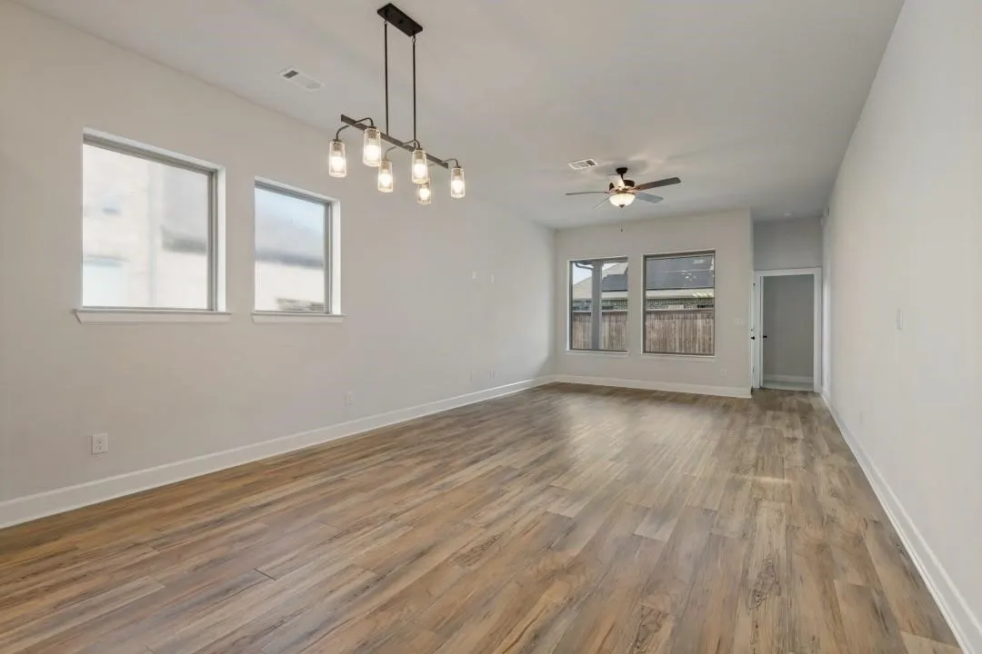 Single Family Residence For Rent in Rockwall County , 3145 Wind Knot Way, Royse City, Texas 75189, 3 Bedroom, 2 Bathroom, 2 Garage spaces, 1,686 Sqft, built in 2021, mls#21379720, Real Estate Agent in Royse City, Homes For Rent in Rockwall county, Homes For Rent in Royse City, Realtor in Royse City Texas, Real Estate Brokerage Independent Realty Texas, Luminita Cordes Realtor