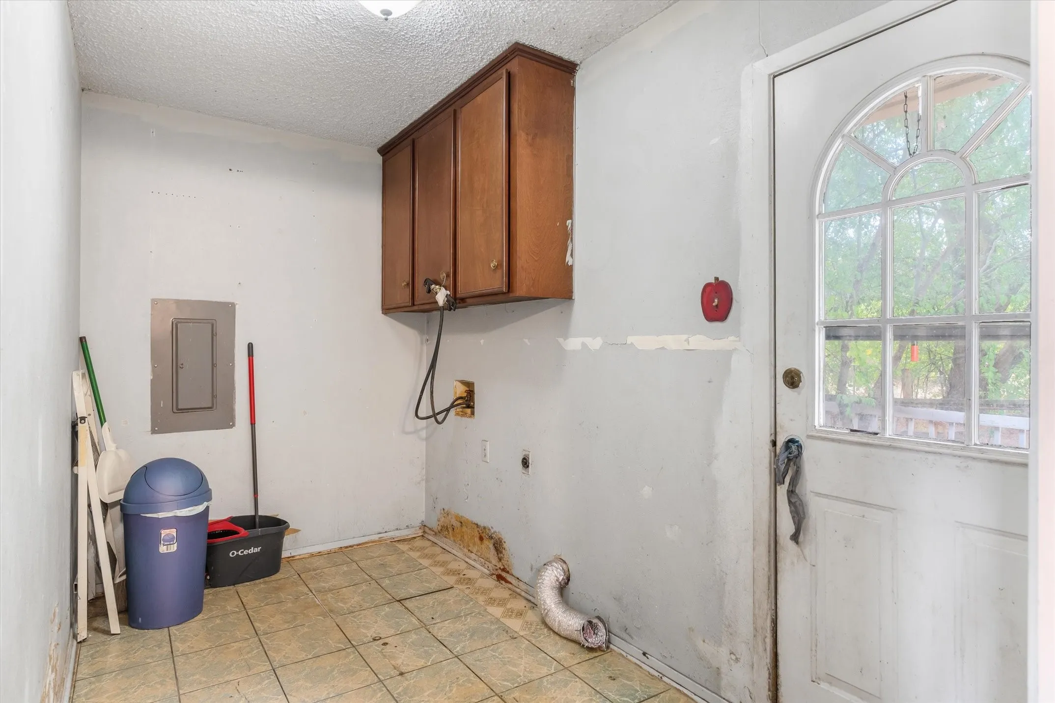 Single Family Residence For Sale in Van Zandt County , 259 Vz County Road 3406, Wills Point, Texas 75169, 2 Bedroom, 2 Bathroom, Garage spaces, 1,362 Sqft, built in 1979, mls#21378641, Real Estate Agent in Wills Point, Homes For Sale in Van Zandt county, Homes For Sale in Wills Point, Realtor in Wills Point Texas, Real Estate Brokerage Independent Realty Texas, Luminita Cordes Realtor