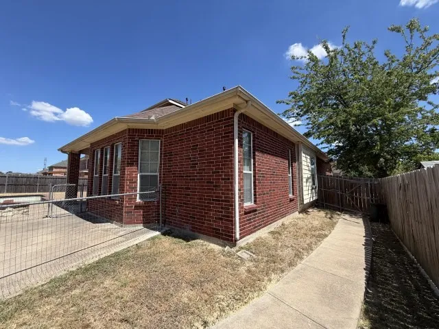 Single Family Residence For Sale in Dallas County , 1105 Marisa Lane, De Soto, Texas 75115, 4 Bedroom, 4 Bathroom, 3 Garage spaces, 4,434 Sqft, built in 2003, mls#21379722, Real Estate Agent in De Soto, Homes For Sale in Dallas county, Homes For Sale in De Soto, Realtor in De Soto Texas, Real Estate Brokerage Independent Realty Texas, Luminita Cordes Realtor