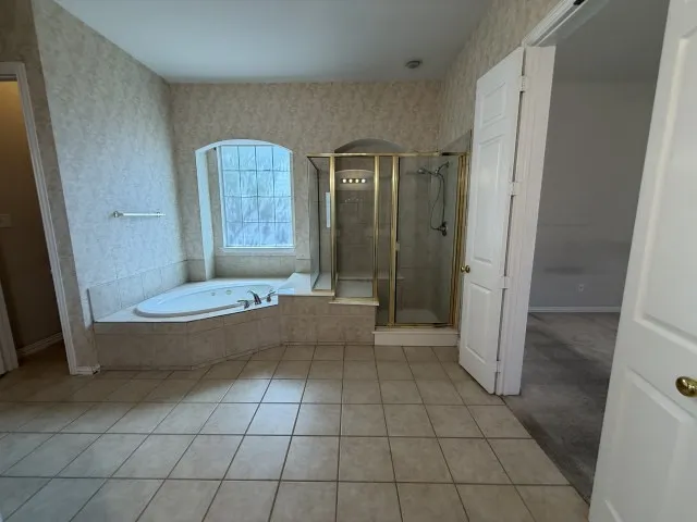 Single Family Residence For Sale in Dallas County , 1105 Marisa Lane, De Soto, Texas 75115, 4 Bedroom, 4 Bathroom, 3 Garage spaces, 4,434 Sqft, built in 2003, mls#21379722, Real Estate Agent in De Soto, Homes For Sale in Dallas county, Homes For Sale in De Soto, Realtor in De Soto Texas, Real Estate Brokerage Independent Realty Texas, Luminita Cordes Realtor
