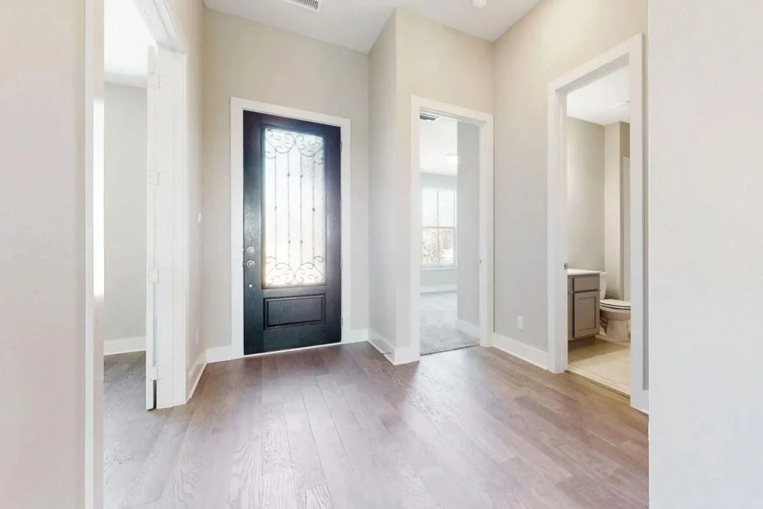Single Family Residence For Rent in Kaufman County , 1432 Lawnview Drive, Forney, Texas 75126, 3 Bedroom, 2 Bathroom, 2 Garage spaces, 2,110 Sqft, built in 2022, mls#21379713, Real Estate Agent in Forney, Homes For Rent in Kaufman county, Homes For Rent in Forney, Realtor in Forney Texas, Real Estate Brokerage Independent Realty Texas, Luminita Cordes Realtor