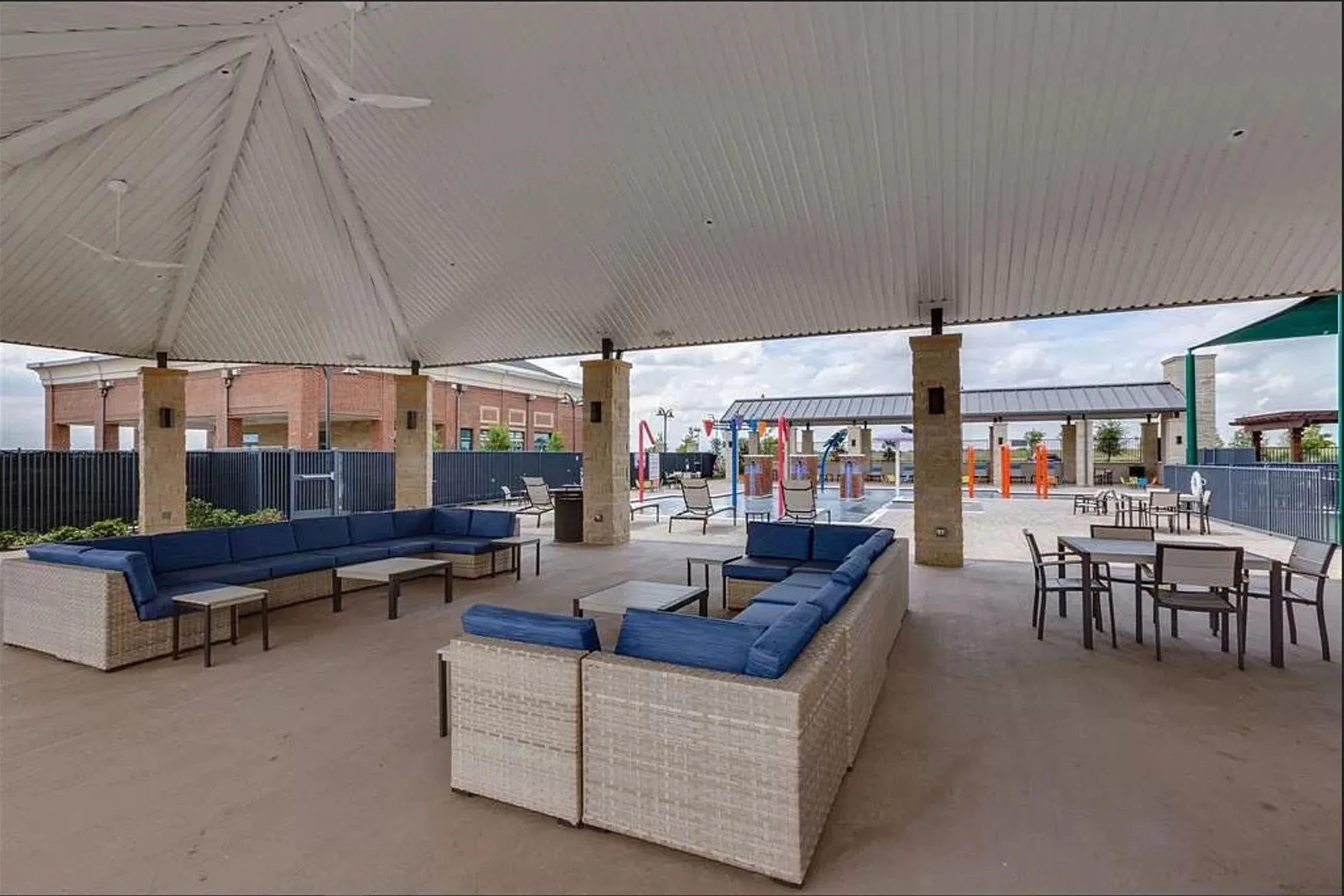 Single Family Residence For Rent in Kaufman County , 1432 Lawnview Drive, Forney, Texas 75126, 3 Bedroom, 2 Bathroom, 2 Garage spaces, 2,110 Sqft, built in 2022, mls#21379713, Real Estate Agent in Forney, Homes For Rent in Kaufman county, Homes For Rent in Forney, Realtor in Forney Texas, Real Estate Brokerage Independent Realty Texas, Luminita Cordes Realtor