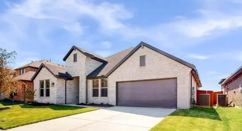 Single Family Residence For Rent in Kaufman County , 1432 Lawnview Drive, Forney, Texas 75126, 3 Bedroom, 2 Bathroom, 2 Garage spaces, 2,110 Sqft, built in 2022, mls#21379713, Real Estate Agent in Forney, Homes For Rent in Kaufman county, Homes For Rent in Forney, Realtor in Forney Texas, Real Estate Brokerage Independent Realty Texas, Luminita Cordes Realtor