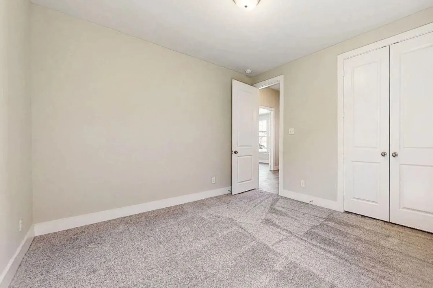 Single Family Residence For Rent in Kaufman County , 1432 Lawnview Drive, Forney, Texas 75126, 3 Bedroom, 2 Bathroom, 2 Garage spaces, 2,110 Sqft, built in 2022, mls#21379713, Real Estate Agent in Forney, Homes For Rent in Kaufman county, Homes For Rent in Forney, Realtor in Forney Texas, Real Estate Brokerage Independent Realty Texas, Luminita Cordes Realtor