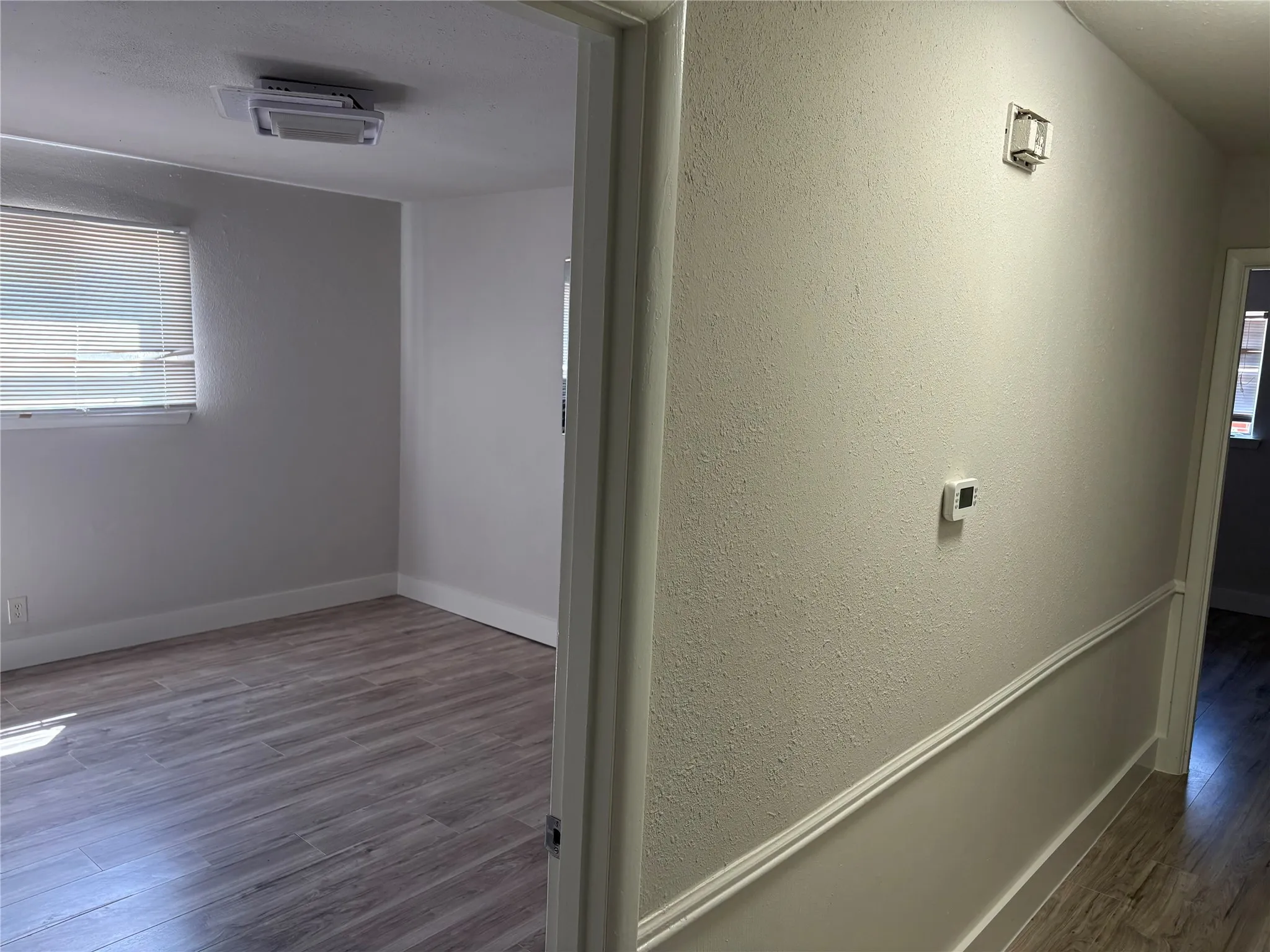 Single Family Residence For Rent in Tarrant County , 5213 Colorado Boulevard, North Richland Hills, Texas 76180, 5 Bedroom, 3 Bathroom, Garage spaces, 2,676 Sqft, built in 1959, mls#21379735, Real Estate Agent in North Richland Hills, Homes For Rent in Tarrant county, Homes For Rent in North Richland Hills, Realtor in North Richland Hills Texas, Real Estate Brokerage Independent Realty Texas, Luminita Cordes Realtor