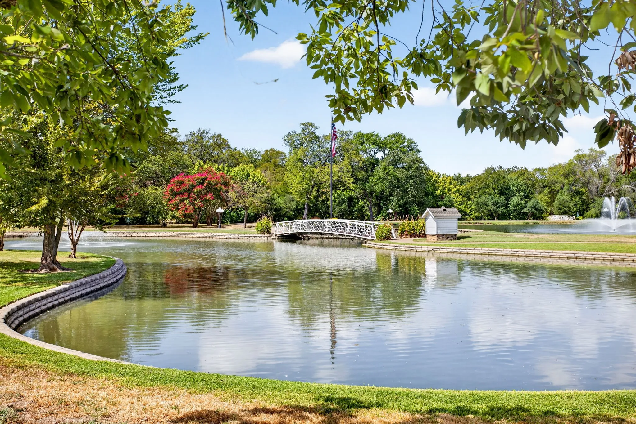 Single Family Residence For Rent in Tarrant County , 3403 Crossgate Circle S, Colleyville, Texas 76034, 5 Bedroom, 6 Bathroom, 3 Garage spaces, 4,160 Sqft, built in 1987, mls#21379669, Real Estate Agent in Colleyville, Homes For Rent in Tarrant county, Homes For Rent in Colleyville, Realtor in Colleyville Texas, Real Estate Brokerage Independent Realty Texas, Luminita Cordes Realtor