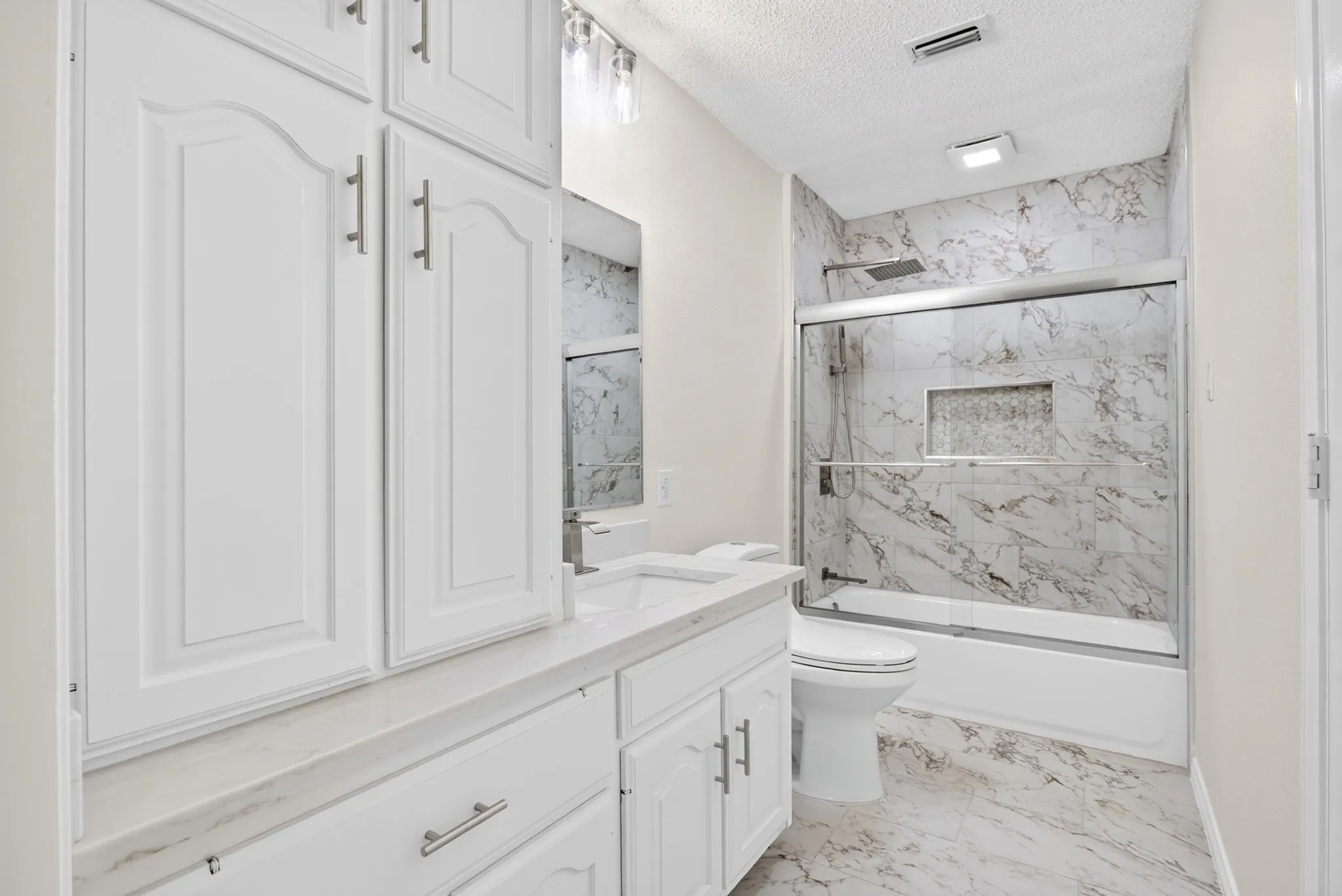 Ensuite bath