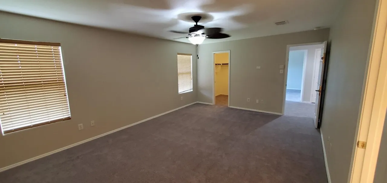 Single Family Residence For Rent in Denton County , 1425 Whitewater, Little Elm, Texas 75068, 4 Bedroom, 3 Bathroom, 2 Garage spaces, 2,428 Sqft, built in 2006, mls#21379739, Real Estate Agent in Little Elm, Homes For Rent in Denton county, Homes For Rent in Little Elm, Realtor in Little Elm Texas, Real Estate Brokerage Independent Realty Texas, Luminita Cordes Realtor