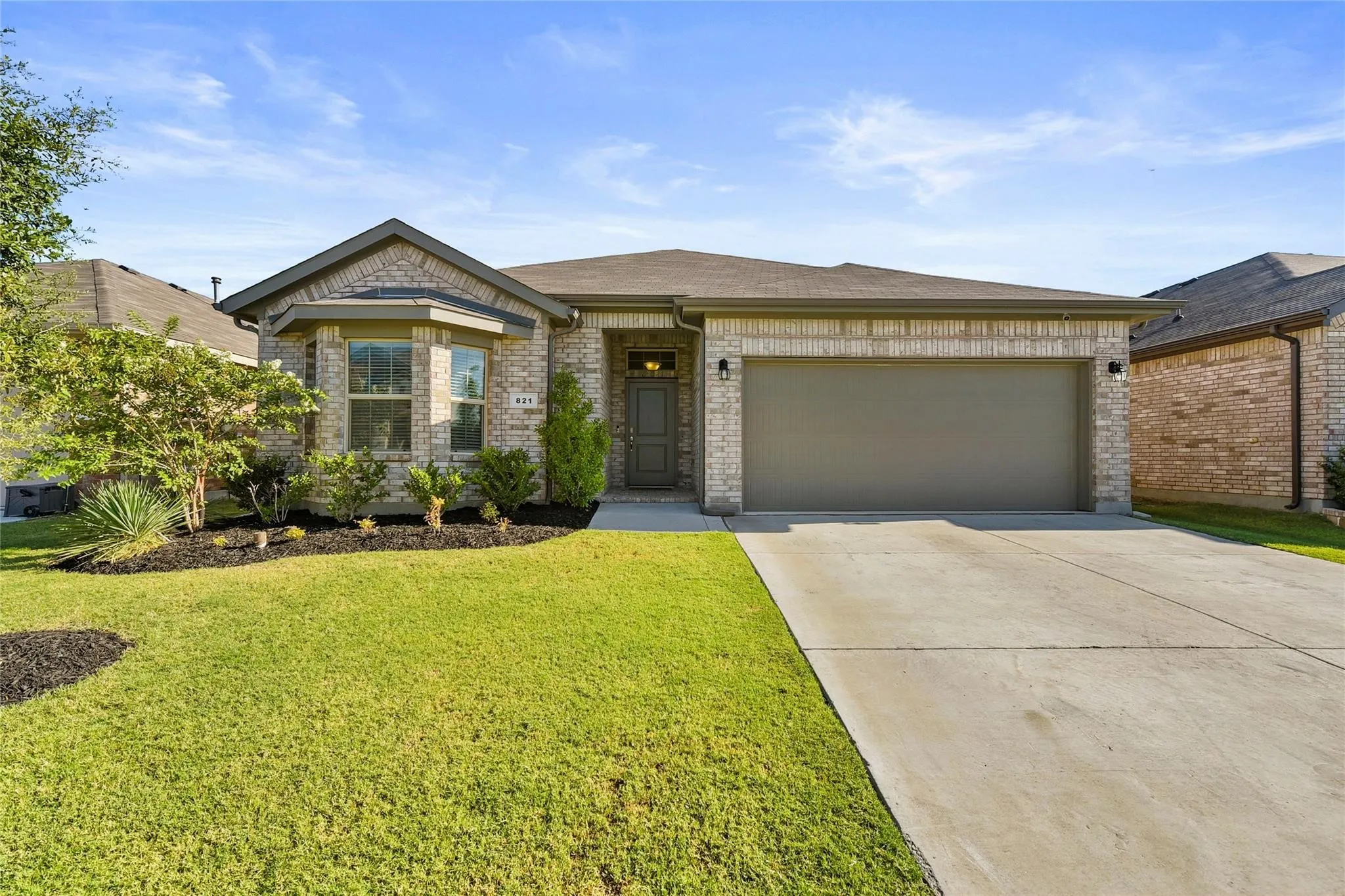 Single Family Residence For Rent in Denton County , 821 Shepperton Way, Fort Worth, Texas 76247, 4 Bedroom, 2 Bathroom, 2 Garage spaces, 2,100 Sqft, built in 2021, mls#21379215, Real Estate Agent in Fort Worth, Homes For Rent in Denton county, Homes For Rent in Fort Worth, Realtor in Fort Worth Texas, Real Estate Brokerage Independent Realty Texas, Luminita Cordes Realtor
