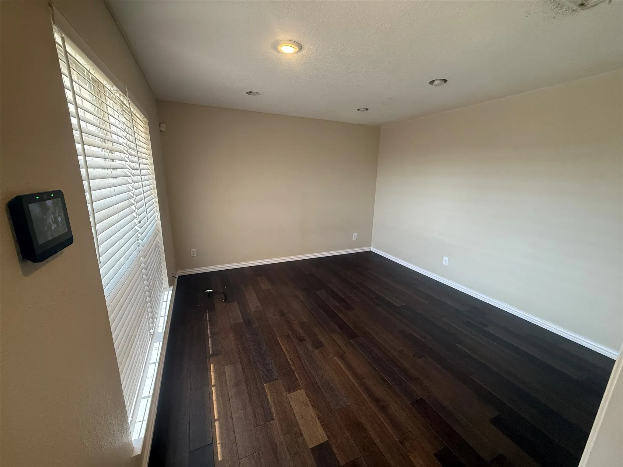 Single Family Residence For Sale in Palo Pinto County , 2817 NE 11th Street, Mineral Wells, Texas 76067, 3 Bedroom, 2 Bathroom, 2 Garage spaces, 2,056 Sqft, built in 1974, mls#21379754, Real Estate Agent in Mineral Wells, Homes For Sale in Palo Pinto county, Homes For Sale in Mineral Wells, Realtor in Mineral Wells Texas, Real Estate Brokerage Independent Realty Texas, Luminita Cordes Realtor