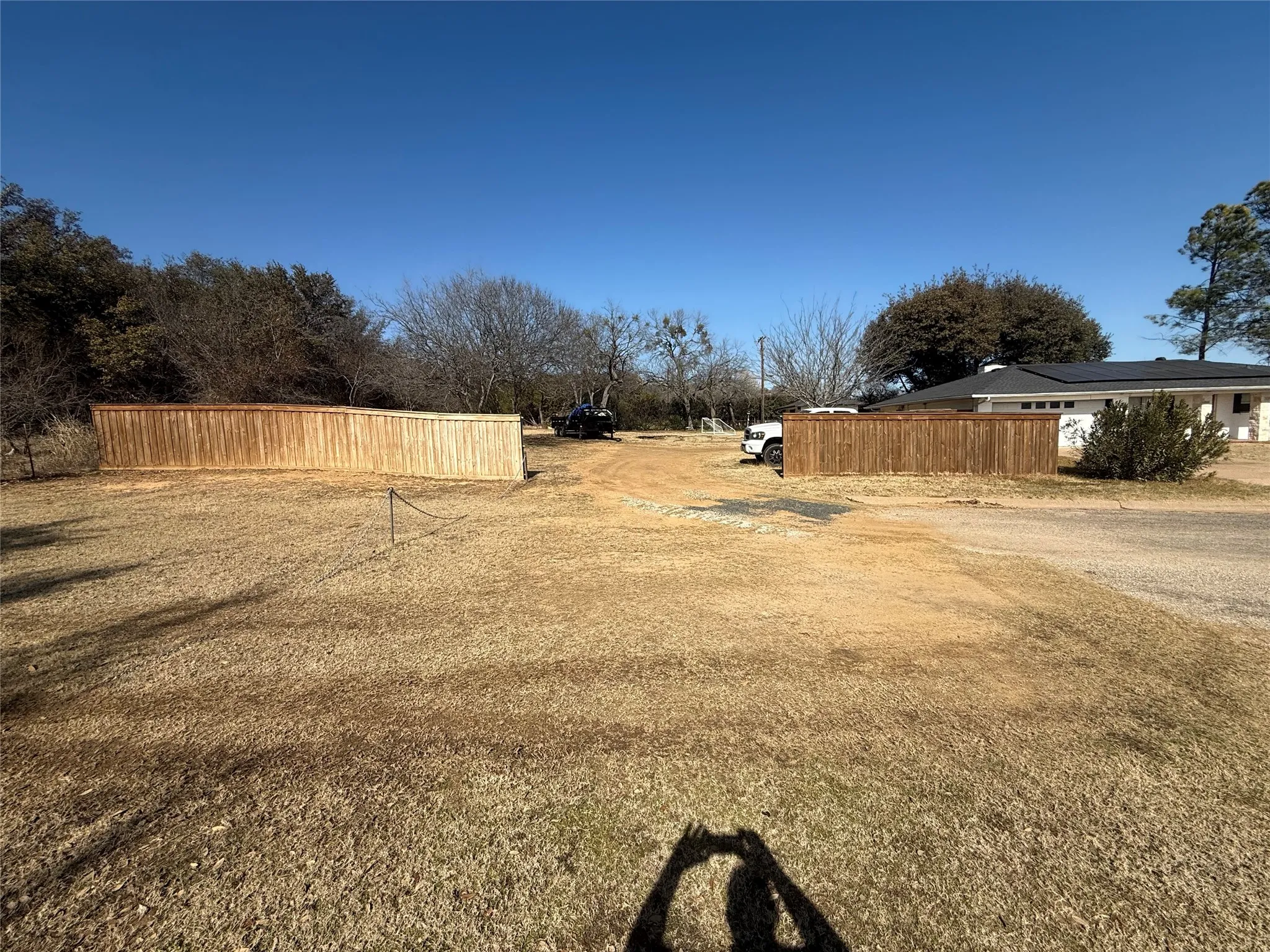 Single Family Residence For Sale in Palo Pinto County , 2817 NE 11th Street, Mineral Wells, Texas 76067, 3 Bedroom, 2 Bathroom, 2 Garage spaces, 2,056 Sqft, built in 1974, mls#21379754, Real Estate Agent in Mineral Wells, Homes For Sale in Palo Pinto county, Homes For Sale in Mineral Wells, Realtor in Mineral Wells Texas, Real Estate Brokerage Independent Realty Texas, Luminita Cordes Realtor