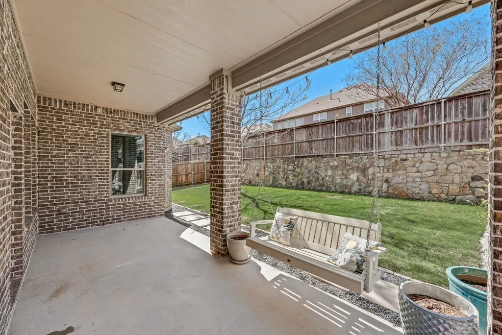 Single Family Residence For Sale in Collin County , 7421 San Jacinto Trail, Mc Kinney, Texas 75071, 3 Bedroom, 2 Bathroom, 2 Garage spaces, 2,146 Sqft, built in 2015, mls#21379744, Real Estate Agent in Mc Kinney, Homes For Sale in Collin county, Homes For Sale in Mc Kinney, Realtor in Mc Kinney Texas, Real Estate Brokerage Independent Realty Texas, Luminita Cordes Realtor