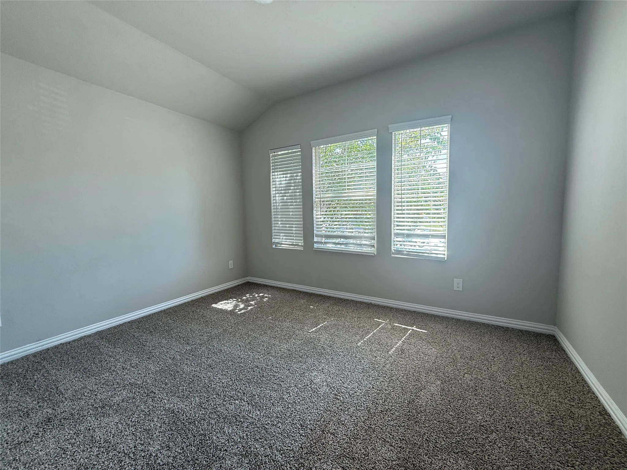 Single Family Residence For Rent in Rockwall County , 621 Fletcher Drive, Fate, Texas 75087, 4 Bedroom, 3 Bathroom, 2 Garage spaces, 2,226 Sqft, built in 2020, mls#21379656, Real Estate Agent in Fate, Homes For Rent in Rockwall county, Homes For Rent in Fate, Realtor in Fate Texas, Real Estate Brokerage Independent Realty Texas, Luminita Cordes Realtor