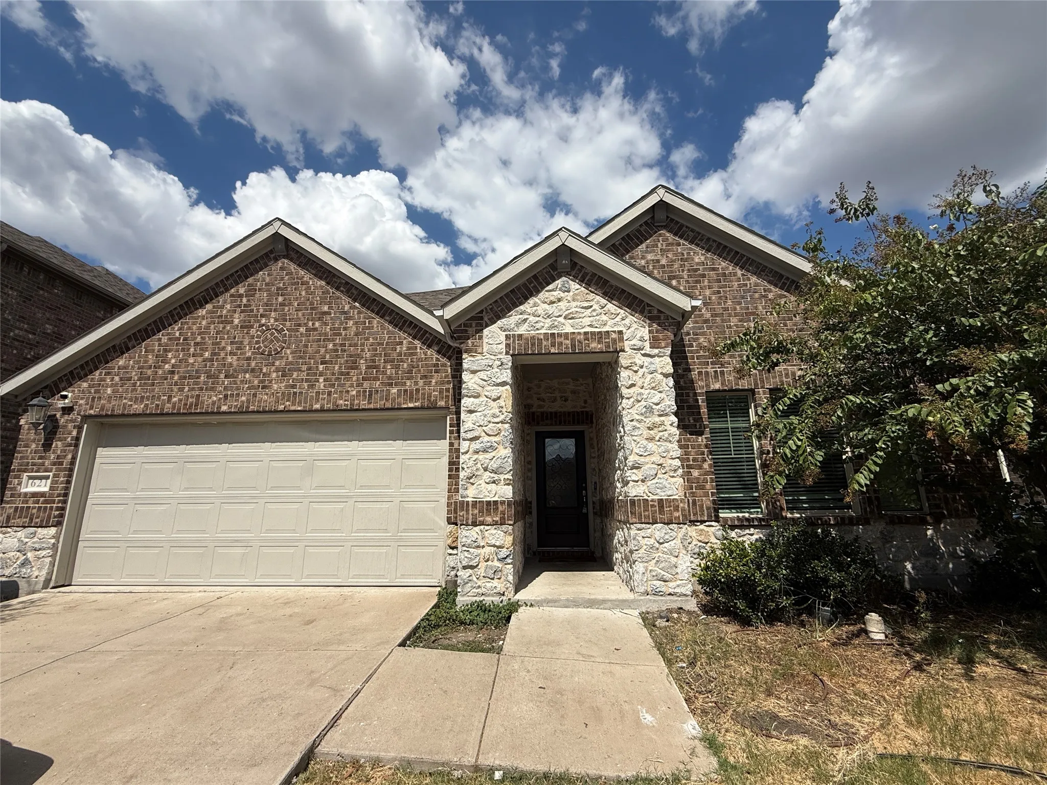 Single Family Residence For Rent in Rockwall County , 621 Fletcher Drive, Fate, Texas 75087, 4 Bedroom, 3 Bathroom, 2 Garage spaces, 2,226 Sqft, built in 2020, mls#21379656, Real Estate Agent in Fate, Homes For Rent in Rockwall county, Homes For Rent in Fate, Realtor in Fate Texas, Real Estate Brokerage Independent Realty Texas, Luminita Cordes Realtor