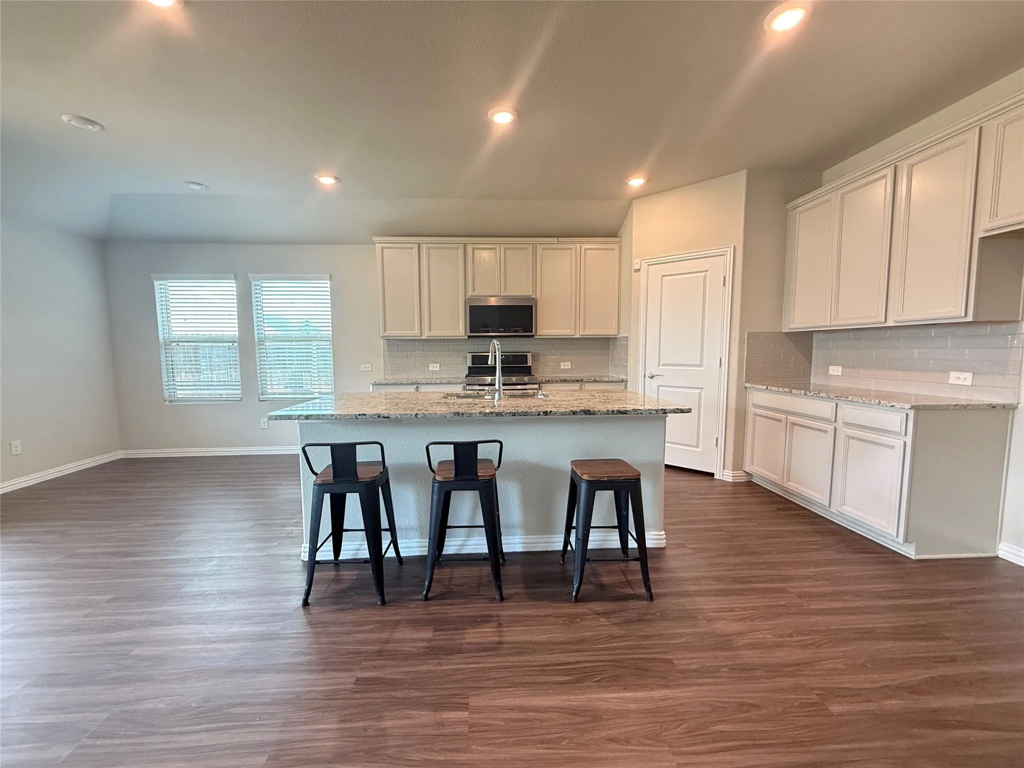 Single Family Residence For Rent in Rockwall County , 621 Fletcher Drive, Fate, Texas 75087, 4 Bedroom, 3 Bathroom, 2 Garage spaces, 2,226 Sqft, built in 2020, mls#21379656, Real Estate Agent in Fate, Homes For Rent in Rockwall county, Homes For Rent in Fate, Realtor in Fate Texas, Real Estate Brokerage Independent Realty Texas, Luminita Cordes Realtor