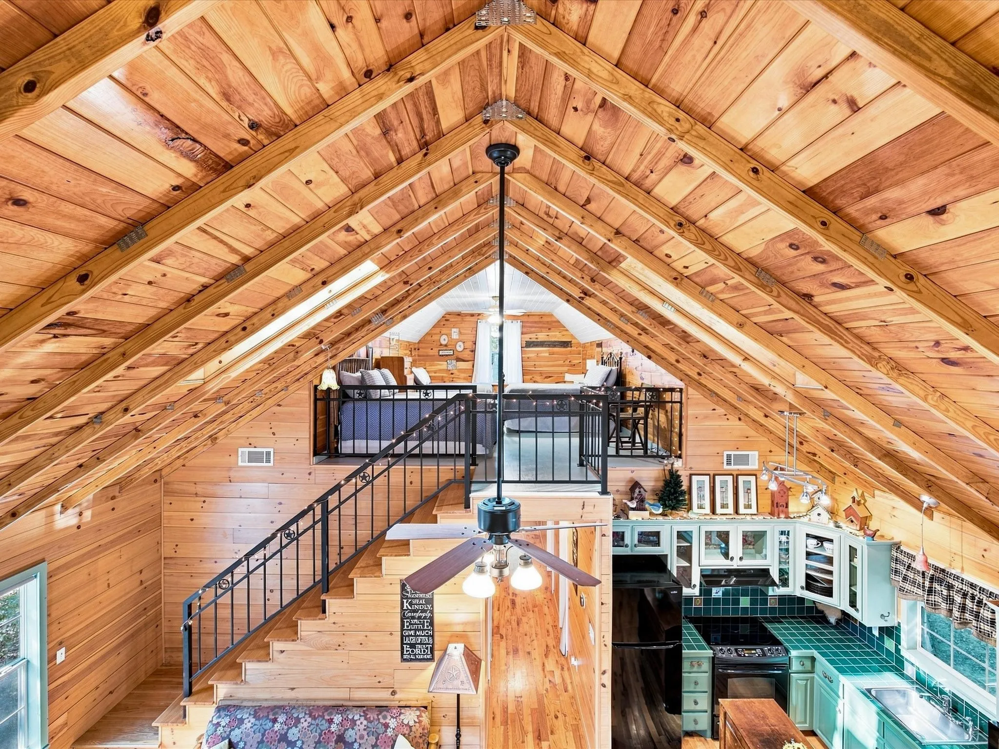 Single Family Residence For Sale in Grayson County , 196 Lakecrest Drive, Pottsboro, Texas 75076, 3 Bedroom, 2 Bathroom, 1 Garage spaces, 1,503 Sqft, built in 2004, mls#21362370, Real Estate Agent in Pottsboro, Homes For Sale in Grayson county, Homes For Sale in Pottsboro, Realtor in Pottsboro Texas, Real Estate Brokerage Independent Realty Texas, Luminita Cordes Realtor