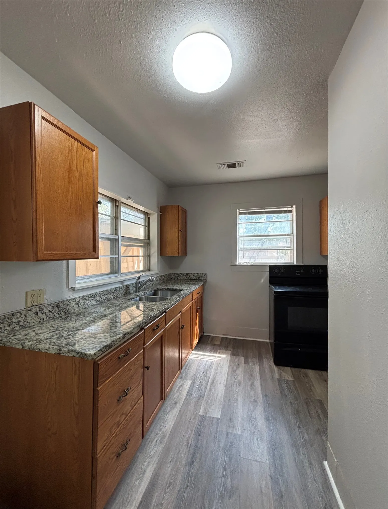 Single Family Residence For Sale in Taylor County , 1173 Jeanette Street, Abilene, Texas 79602, 4 Bedroom, 2 Bathroom, Garage spaces, 1,644 Sqft, built in 1952, mls#21379183, Real Estate Agent in Abilene, Homes For Sale in Taylor county, Homes For Sale in Abilene, Realtor in Abilene Texas, Real Estate Brokerage Independent Realty Texas, Luminita Cordes Realtor