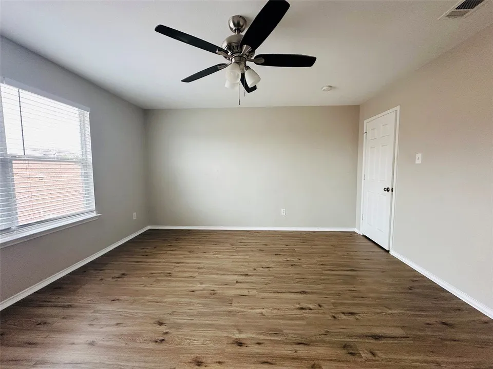 Single Family Residence For Rent in Tarrant County , 7233 Lindentree Lane, Fort Worth, Texas 76137, 4 Bedroom, 3 Bathroom, 2 Garage spaces, 3,260 Sqft, built in 2005, mls#21379697, Real Estate Agent in Fort Worth, Homes For Rent in Tarrant county, Homes For Rent in Fort Worth, Realtor in Fort Worth Texas, Real Estate Brokerage Independent Realty Texas, Luminita Cordes Realtor