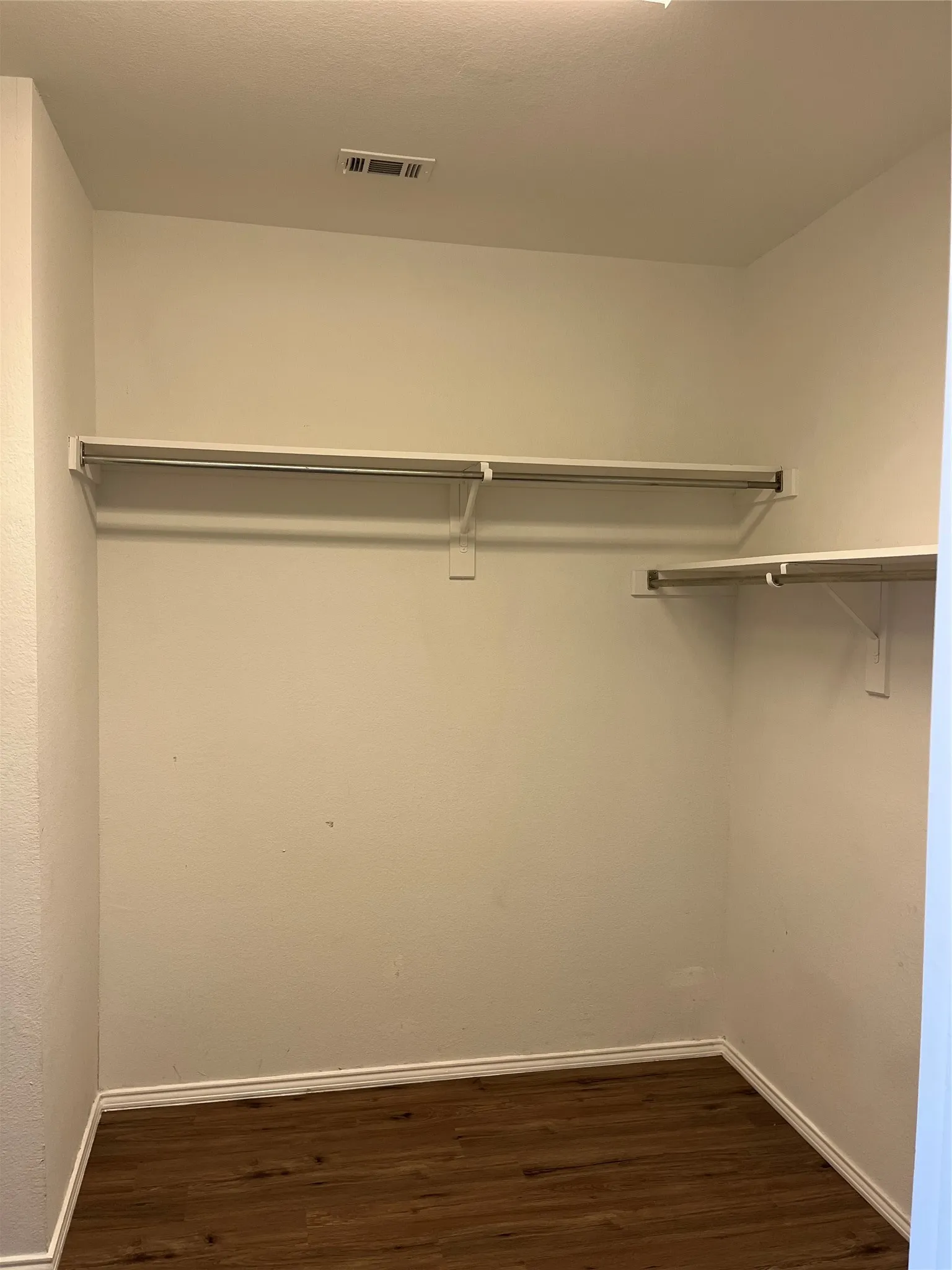 Single Family Residence For Rent in Tarrant County , 7233 Lindentree Lane, Fort Worth, Texas 76137, 4 Bedroom, 3 Bathroom, 2 Garage spaces, 3,260 Sqft, built in 2005, mls#21379697, Real Estate Agent in Fort Worth, Homes For Rent in Tarrant county, Homes For Rent in Fort Worth, Realtor in Fort Worth Texas, Real Estate Brokerage Independent Realty Texas, Luminita Cordes Realtor
