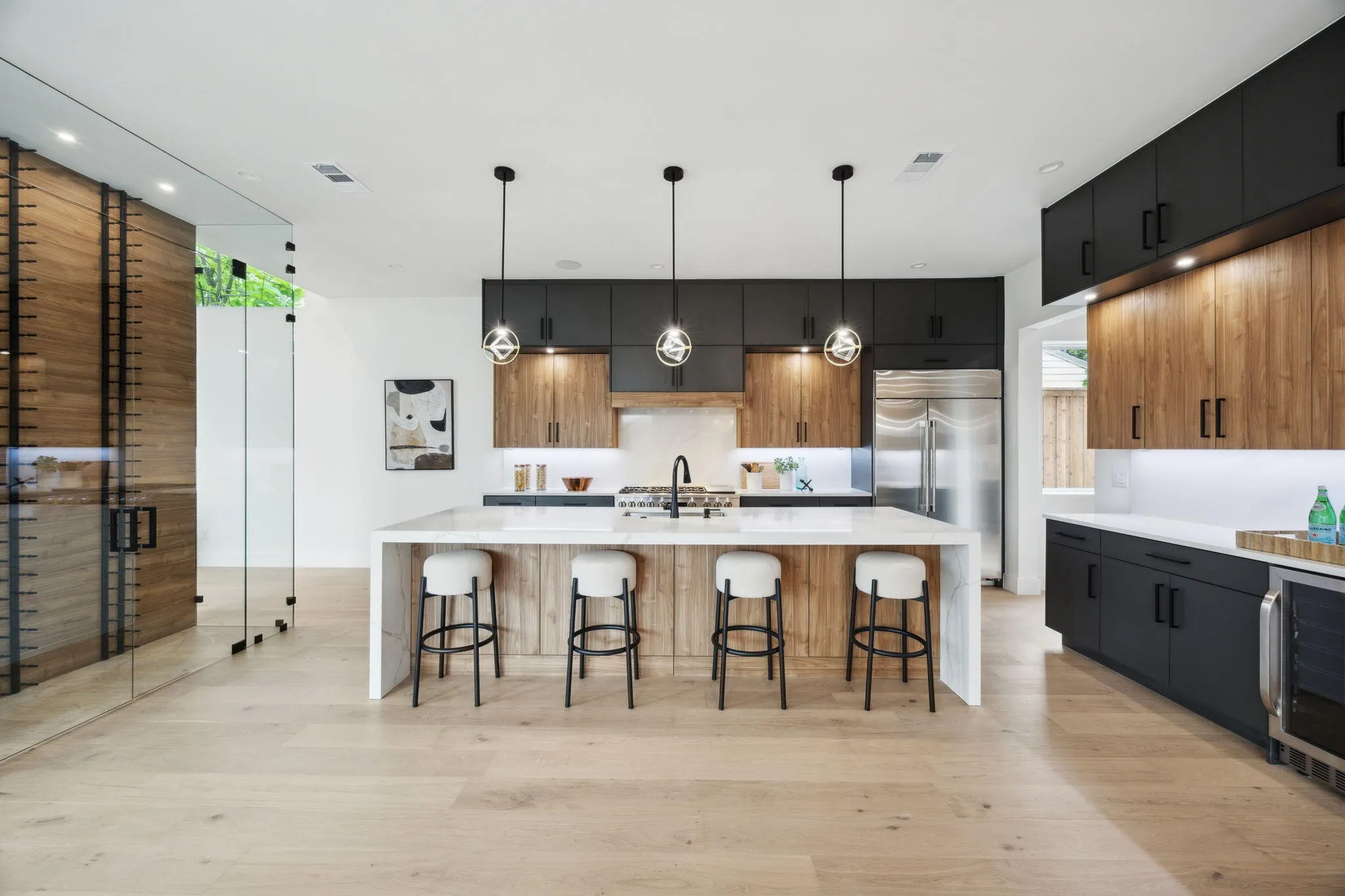 Single Family Residence For Rent in Dallas County , 3815 Hawick Lane, Dallas, Texas 75220, 5 Bedroom, 5 Bathroom, 2 Garage spaces, 4,945 Sqft, built in 2024, mls#21379778, Real Estate Agent in Dallas, Homes For Rent in Dallas county, Homes For Rent in Dallas, Realtor in Dallas Texas, Real Estate Brokerage Independent Realty Texas, Luminita Cordes Realtor