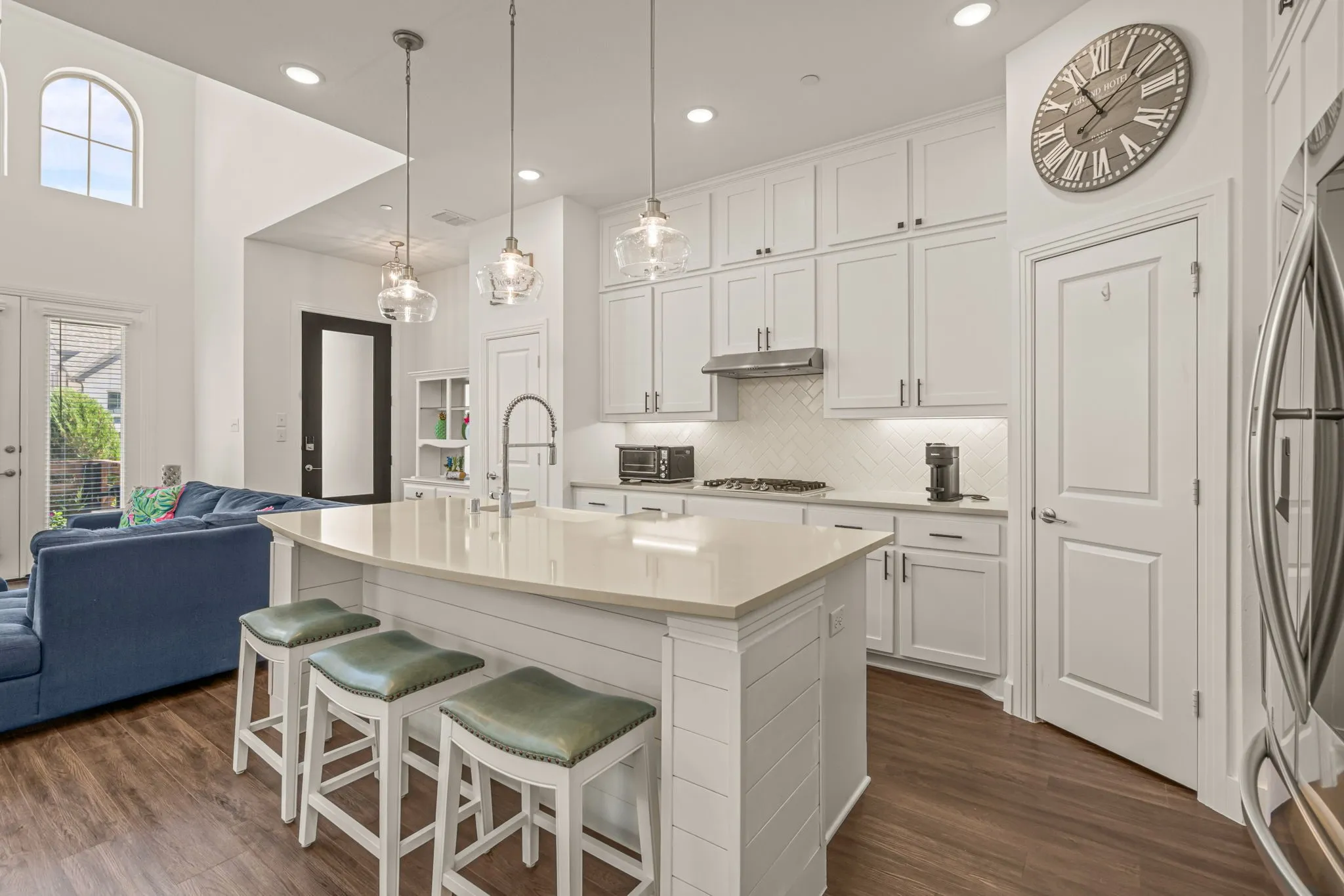 Townhouse For Sale in Collin County , 400 Blue Creek Cove, Mc Kinney, Texas 75071, 3 Bedroom, 3 Bathroom, 2 Garage spaces, 1,827 Sqft, built in 2021, mls#21377104, Real Estate Agent in Mc Kinney, Homes For Sale in Collin county, Homes For Sale in Mc Kinney, Realtor in Mc Kinney Texas, Real Estate Brokerage Independent Realty Texas, Luminita Cordes Realtor
