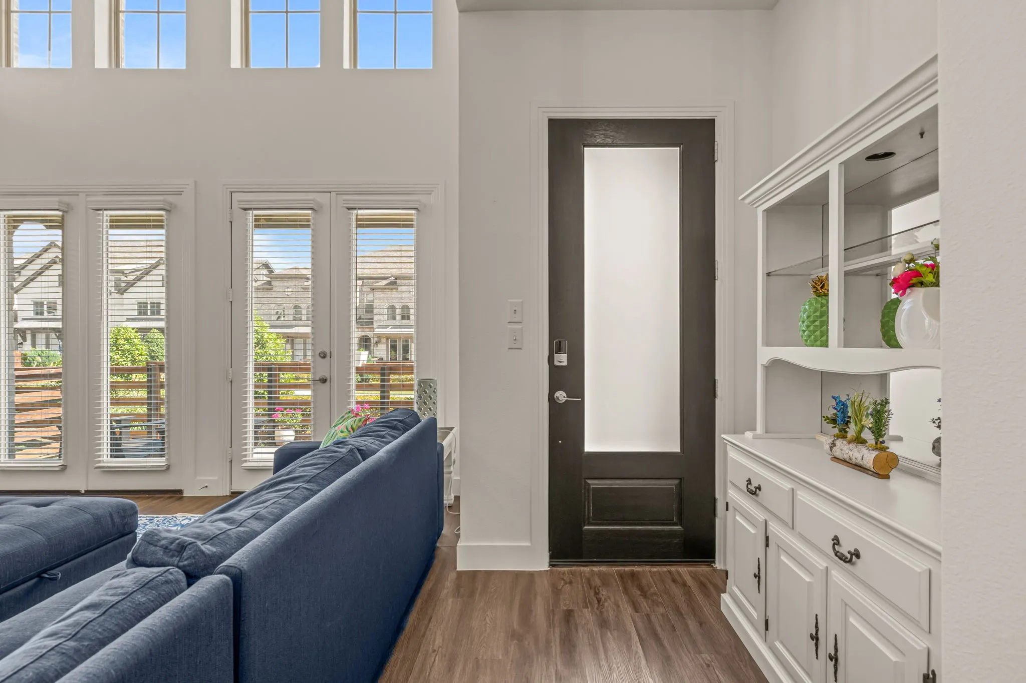 Townhouse For Sale in Collin County , 400 Blue Creek Cove, Mc Kinney, Texas 75071, 3 Bedroom, 3 Bathroom, 2 Garage spaces, 1,827 Sqft, built in 2021, mls#21377104, Real Estate Agent in Mc Kinney, Homes For Sale in Collin county, Homes For Sale in Mc Kinney, Realtor in Mc Kinney Texas, Real Estate Brokerage Independent Realty Texas, Luminita Cordes Realtor