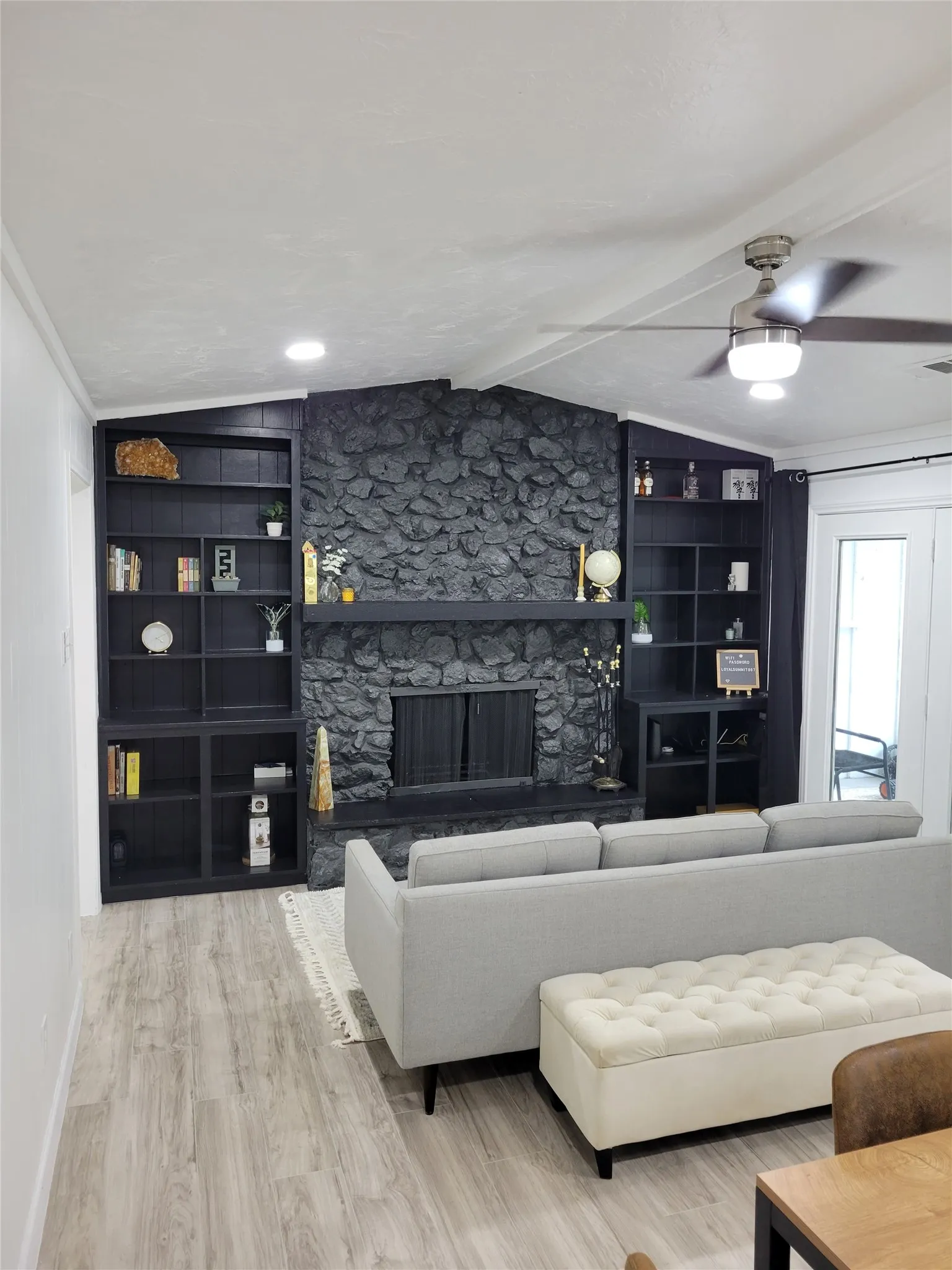 Single Family Residence For Rent in Dallas County , 600 Tanglewood Drive S, Irving, Texas 75061, 4 Bedroom, 2 Bathroom, 2 Garage spaces, 2,156 Sqft, built in 1965, mls#21379691, Real Estate Agent in Irving, Homes For Rent in Dallas county, Homes For Rent in Irving, Realtor in Irving Texas, Real Estate Brokerage Independent Realty Texas, Luminita Cordes Realtor