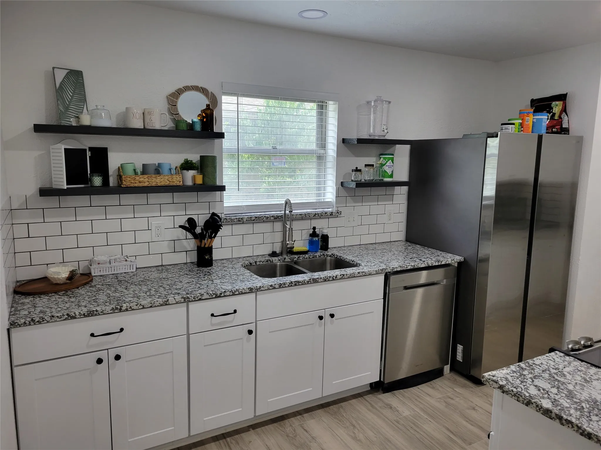Single Family Residence For Rent in Dallas County , 600 Tanglewood Drive S, Irving, Texas 75061, 4 Bedroom, 2 Bathroom, 2 Garage spaces, 2,156 Sqft, built in 1965, mls#21379691, Real Estate Agent in Irving, Homes For Rent in Dallas county, Homes For Rent in Irving, Realtor in Irving Texas, Real Estate Brokerage Independent Realty Texas, Luminita Cordes Realtor