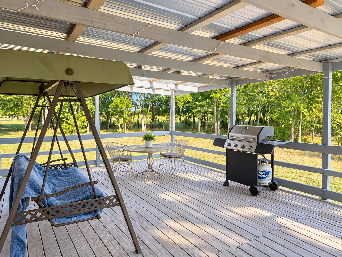 Mobile Home For Sale in Hunt County , 1476 Private Road 2268, Quinlan, Texas 75474, 4 Bedroom, 2 Bathroom, Garage spaces, 1,792 Sqft, built in 2018, mls#21379766, Real Estate Agent in Quinlan, Homes For Sale in Hunt county, Homes For Sale in Quinlan, Realtor in Quinlan Texas, Real Estate Brokerage Independent Realty Texas, Luminita Cordes Realtor