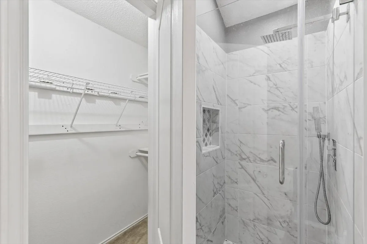 Single Family Residence For Rent in Tarrant County , 9061 Blue Ridge Trail, Fort Worth, Texas 76118, 3 Bedroom, 2 Bathroom, 2 Garage spaces, 1,780 Sqft, built in 1996, mls#21379789, Real Estate Agent in Fort Worth, Homes For Rent in Tarrant county, Homes For Rent in Fort Worth, Realtor in Fort Worth Texas, Real Estate Brokerage Independent Realty Texas, Luminita Cordes Realtor