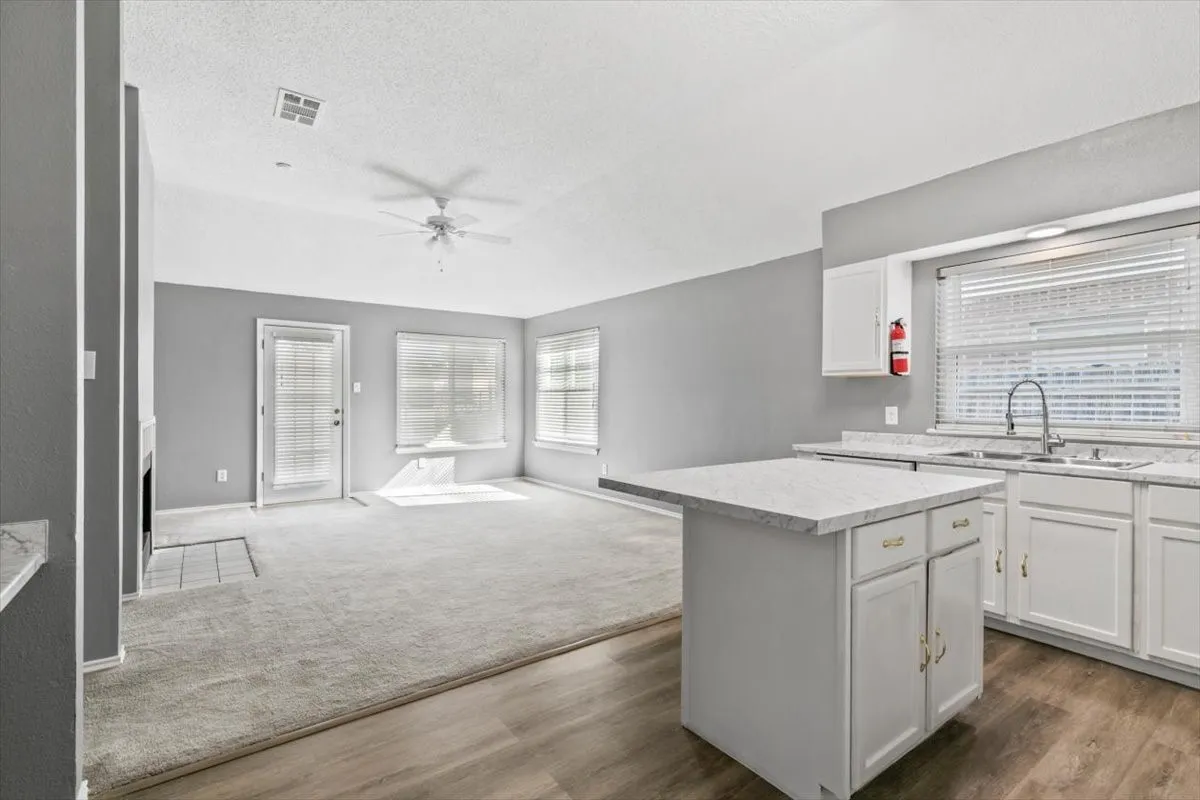 Single Family Residence For Rent in Tarrant County , 9061 Blue Ridge Trail, Fort Worth, Texas 76118, 3 Bedroom, 2 Bathroom, 2 Garage spaces, 1,780 Sqft, built in 1996, mls#21379789, Real Estate Agent in Fort Worth, Homes For Rent in Tarrant county, Homes For Rent in Fort Worth, Realtor in Fort Worth Texas, Real Estate Brokerage Independent Realty Texas, Luminita Cordes Realtor