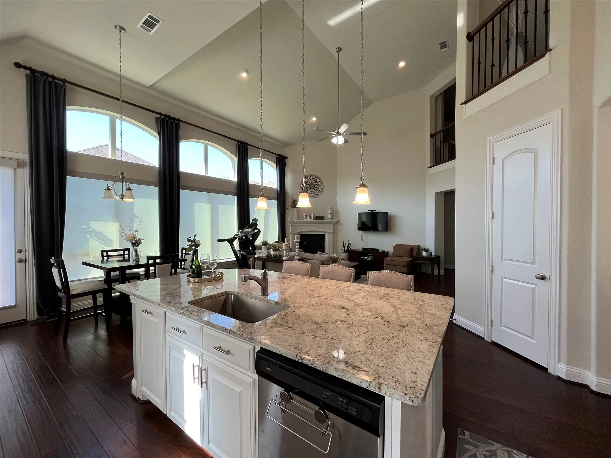 Single Family Residence For Rent in Collin County , 965 Holt Lane, Allen, Texas 75013, 6 Bedroom, 4 Bathroom, 3 Garage spaces, 4,022 Sqft, built in 2017, mls#21378785, Real Estate Agent in Allen, Homes For Rent in Collin county, Homes For Rent in Allen, Realtor in Allen Texas, Real Estate Brokerage Independent Realty Texas, Luminita Cordes Realtor