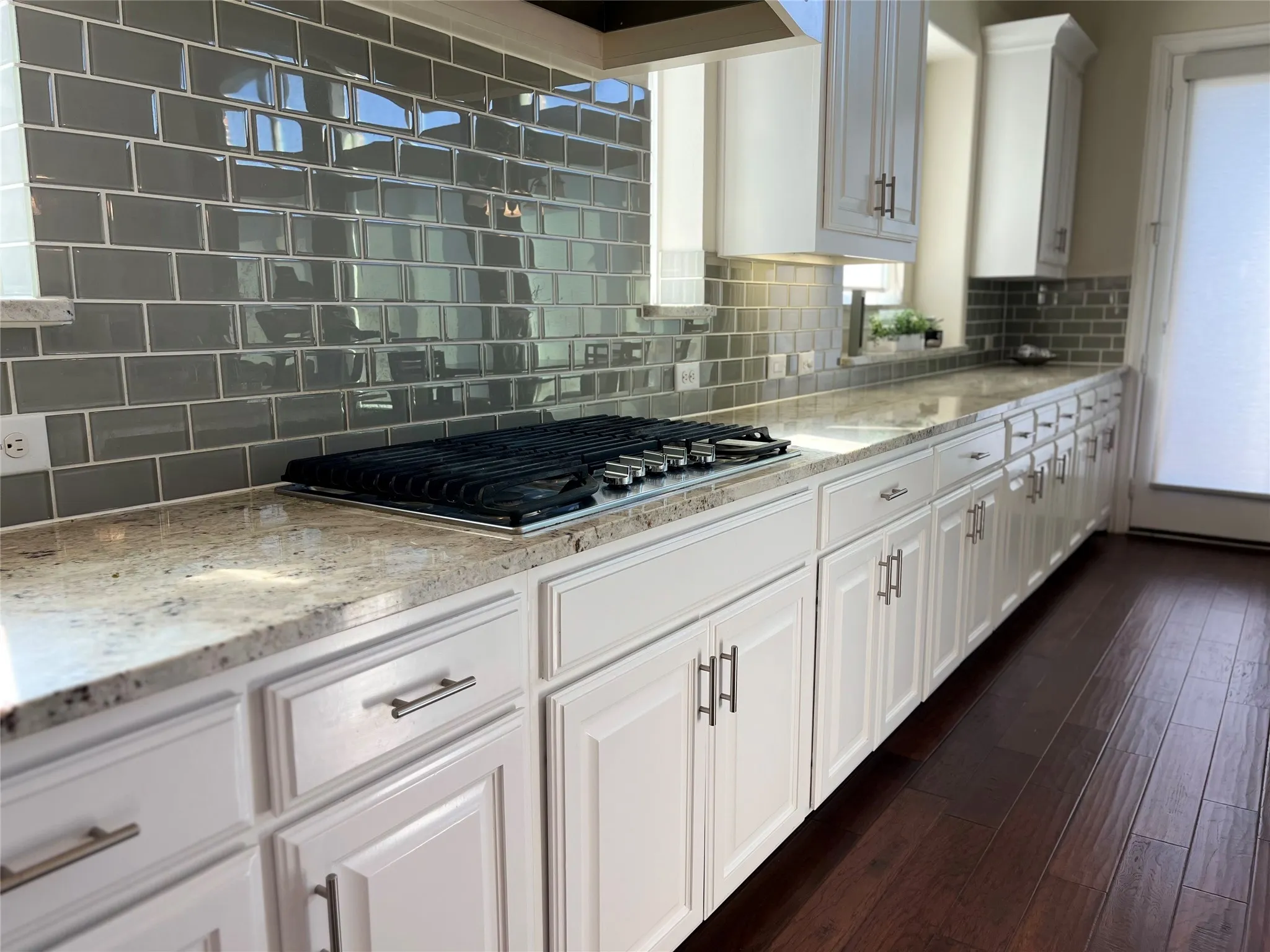 Single Family Residence For Rent in Collin County , 965 Holt Lane, Allen, Texas 75013, 6 Bedroom, 4 Bathroom, 3 Garage spaces, 4,022 Sqft, built in 2017, mls#21378785, Real Estate Agent in Allen, Homes For Rent in Collin county, Homes For Rent in Allen, Realtor in Allen Texas, Real Estate Brokerage Independent Realty Texas, Luminita Cordes Realtor