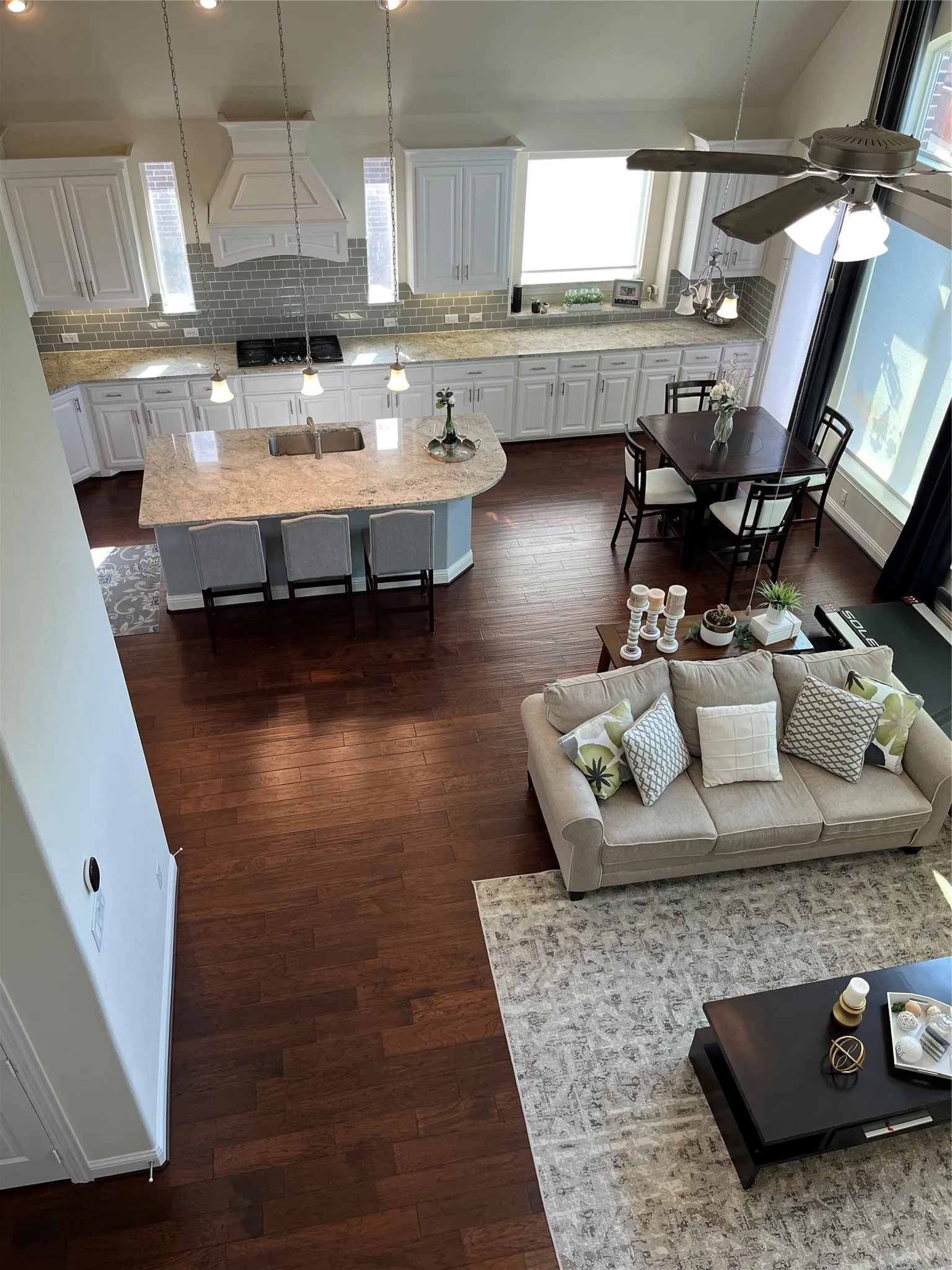 Single Family Residence For Rent in Collin County , 965 Holt Lane, Allen, Texas 75013, 6 Bedroom, 4 Bathroom, 3 Garage spaces, 4,022 Sqft, built in 2017, mls#21378785, Real Estate Agent in Allen, Homes For Rent in Collin county, Homes For Rent in Allen, Realtor in Allen Texas, Real Estate Brokerage Independent Realty Texas, Luminita Cordes Realtor