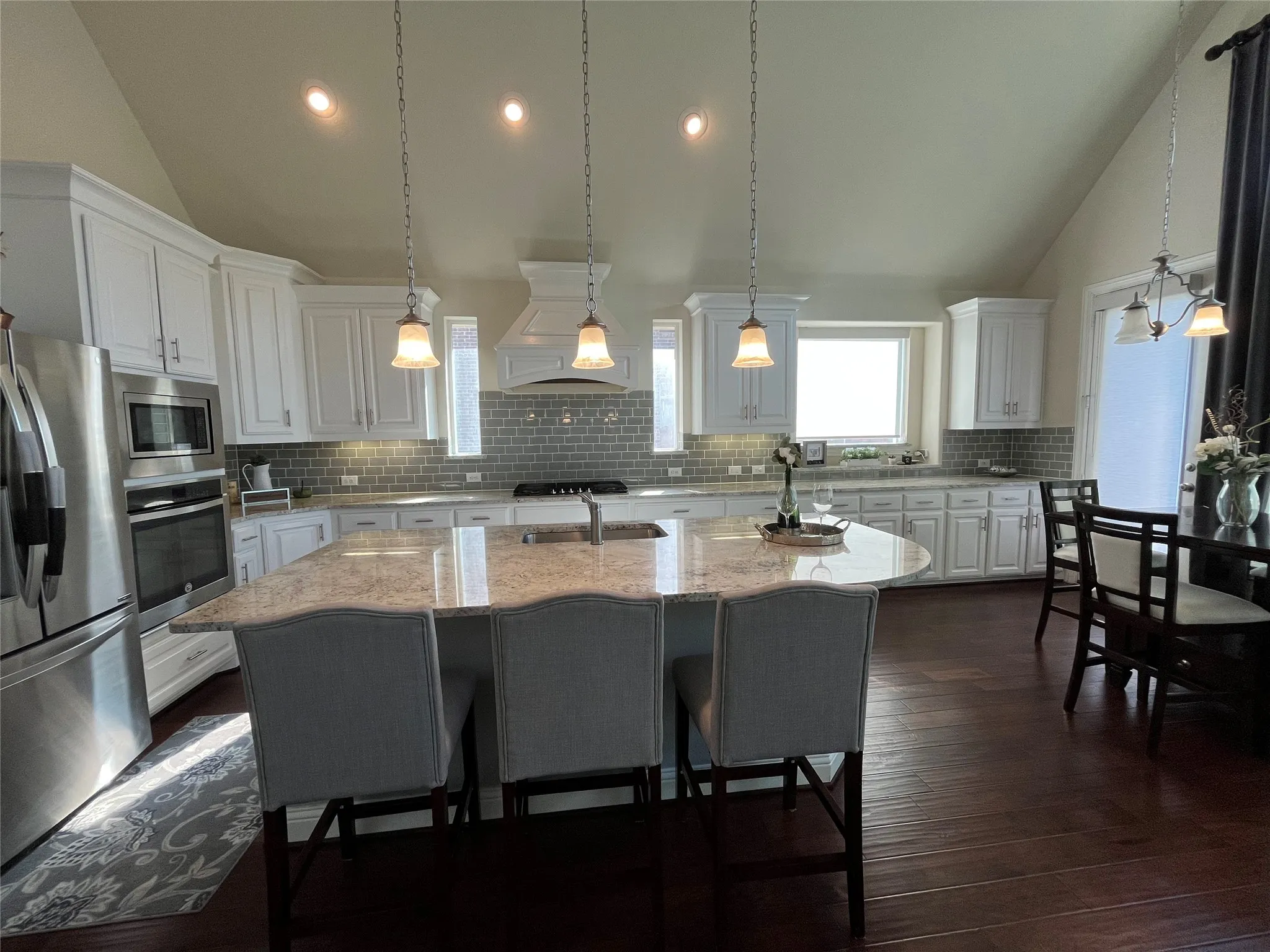 Single Family Residence For Rent in Collin County , 965 Holt Lane, Allen, Texas 75013, 6 Bedroom, 4 Bathroom, 3 Garage spaces, 4,022 Sqft, built in 2017, mls#21378785, Real Estate Agent in Allen, Homes For Rent in Collin county, Homes For Rent in Allen, Realtor in Allen Texas, Real Estate Brokerage Independent Realty Texas, Luminita Cordes Realtor