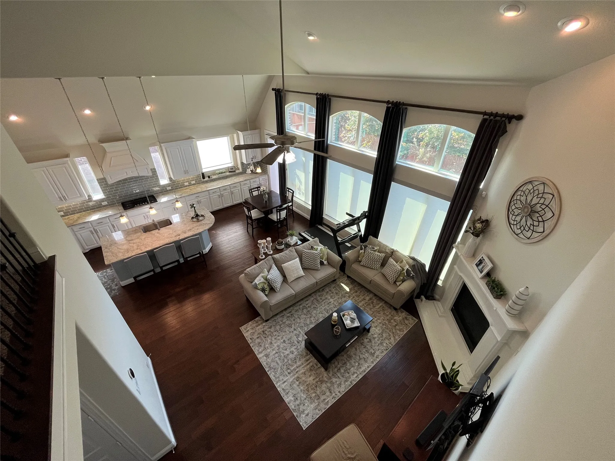 Single Family Residence For Rent in Collin County , 965 Holt Lane, Allen, Texas 75013, 6 Bedroom, 4 Bathroom, 3 Garage spaces, 4,022 Sqft, built in 2017, mls#21378785, Real Estate Agent in Allen, Homes For Rent in Collin county, Homes For Rent in Allen, Realtor in Allen Texas, Real Estate Brokerage Independent Realty Texas, Luminita Cordes Realtor