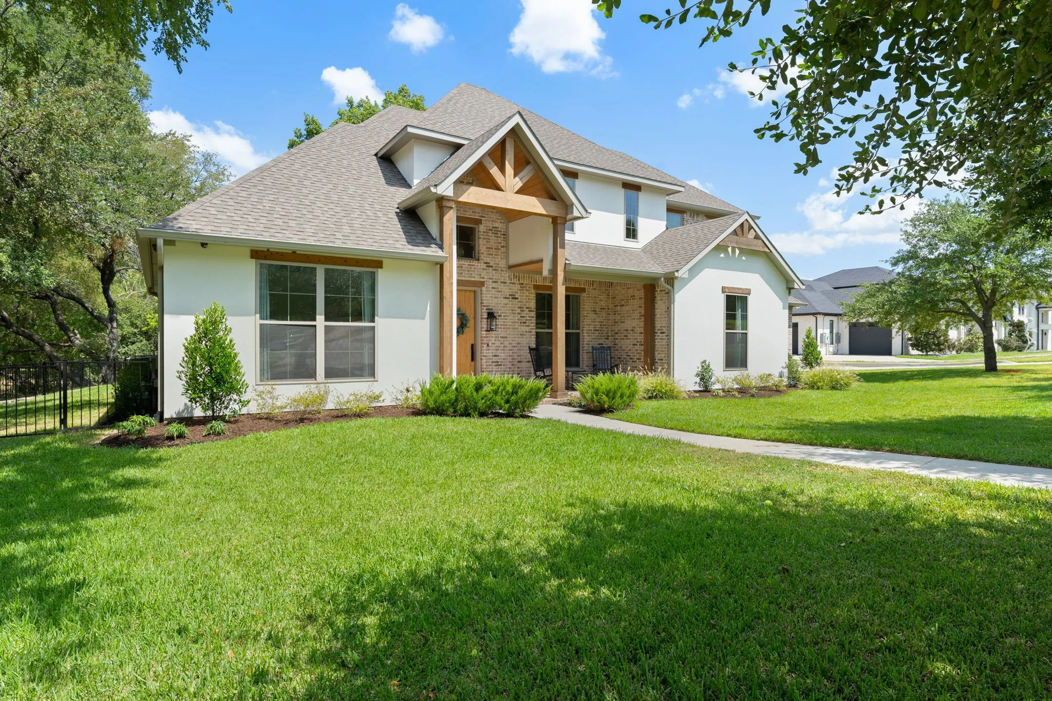 Single Family Residence For Sale in Dallas County , 477 Stone Canyon Drive, Sunnyvale, Texas 75182, 4 Bedroom, 3 Bathroom, 3 Garage spaces, 3,402 Sqft, built in 2023, mls#21378763, Real Estate Agent in Sunnyvale, Homes For Sale in Dallas county, Homes For Sale in Sunnyvale, Realtor in Sunnyvale Texas, Real Estate Brokerage Independent Realty Texas, Luminita Cordes Realtor