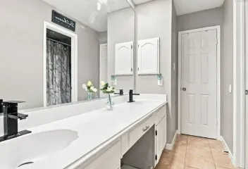 Single Family Residence For Sale in Dallas County , 937 Knollwood Drive, De Soto, Texas 75115, 4 Bedroom, 2 Bathroom, 1 Garage spaces, 1,815 Sqft, built in 1987, mls#21379795, Real Estate Agent in De Soto, Homes For Sale in Dallas county, Homes For Sale in De Soto, Realtor in De Soto Texas, Real Estate Brokerage Independent Realty Texas, Luminita Cordes Realtor