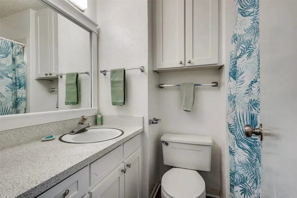 Apartment For Rent in Denton County , 627 Texas Street, Denton, Texas 76209, 2 Bedroom, 2 Bathroom, Garage spaces, 912 Sqft, built in 1970, mls#21379797, Real Estate Agent in Denton, Homes For Rent in Denton county, Homes For Rent in Denton, Realtor in Denton Texas, Real Estate Brokerage Independent Realty Texas, Luminita Cordes Realtor
