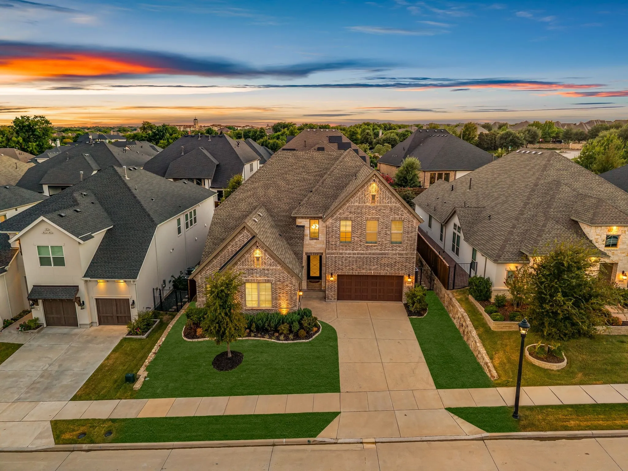 Single Family Residence For Sale in Collin County , 6225 Rocca Valle Drive, Mc Kinney, Texas 75071, 4 Bedroom, 5 Bathroom, 3 Garage spaces, 4,149 Sqft, built in 2021, mls#21377957, Real Estate Agent in Mc Kinney, Homes For Sale in Collin county, Homes For Sale in Mc Kinney, Realtor in Mc Kinney Texas, Real Estate Brokerage Independent Realty Texas, Luminita Cordes Realtor