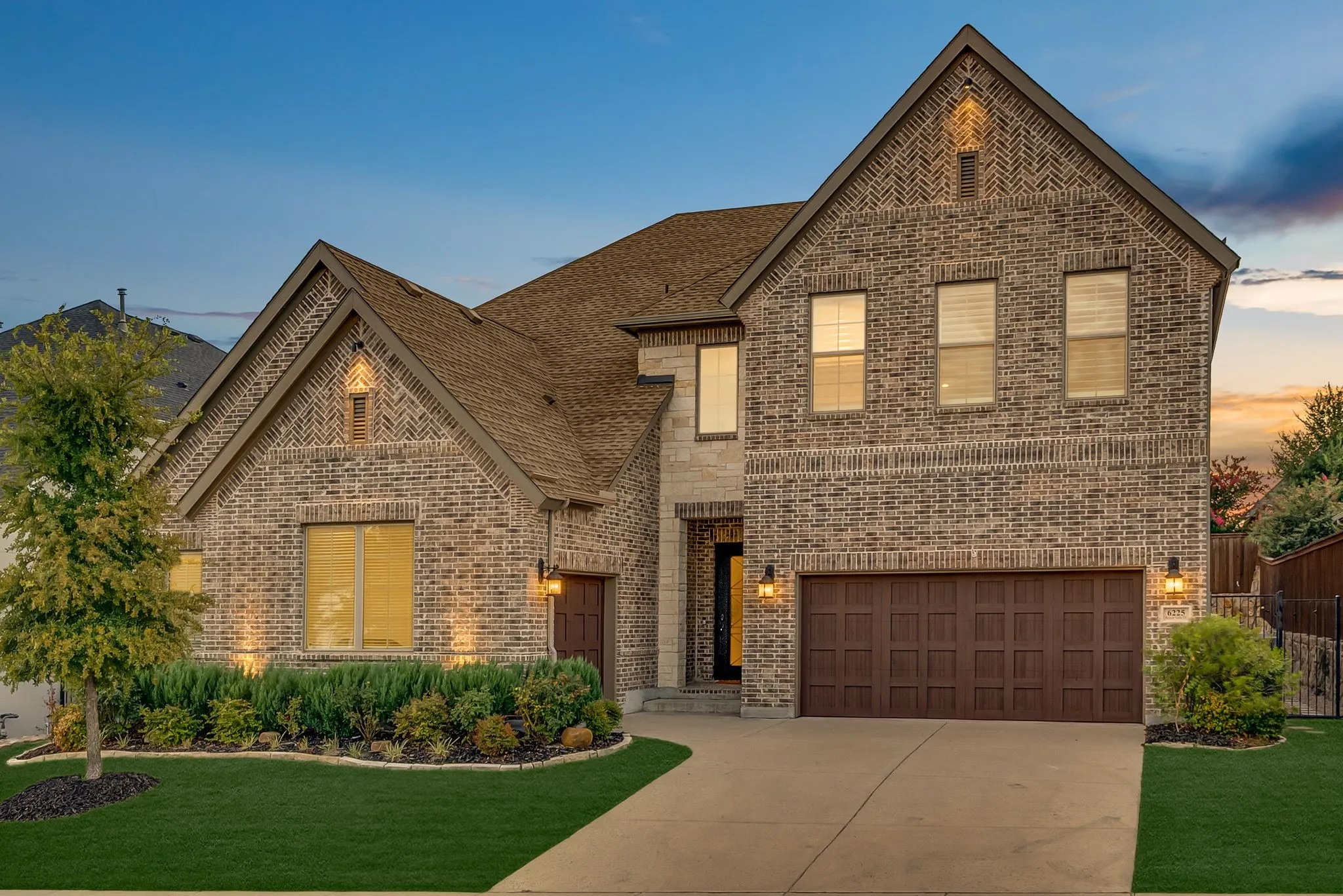 Single Family Residence For Sale in Collin County , 6225 Rocca Valle Drive, Mc Kinney, Texas 75071, 4 Bedroom, 5 Bathroom, 3 Garage spaces, 4,149 Sqft, built in 2021, mls#21377957, Real Estate Agent in Mc Kinney, Homes For Sale in Collin county, Homes For Sale in Mc Kinney, Realtor in Mc Kinney Texas, Real Estate Brokerage Independent Realty Texas, Luminita Cordes Realtor