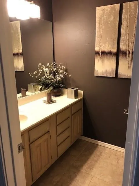 Single Family Residence For Rent in Denton County , 1005 Calgary Court, Lewisville, Texas 75077, 3 Bedroom, 2 Bathroom, 2 Garage spaces, 1,667 Sqft, built in 1995, mls#21379802, Real Estate Agent in Lewisville, Homes For Rent in Denton county, Homes For Rent in Lewisville, Realtor in Lewisville Texas, Real Estate Brokerage Independent Realty Texas, Luminita Cordes Realtor