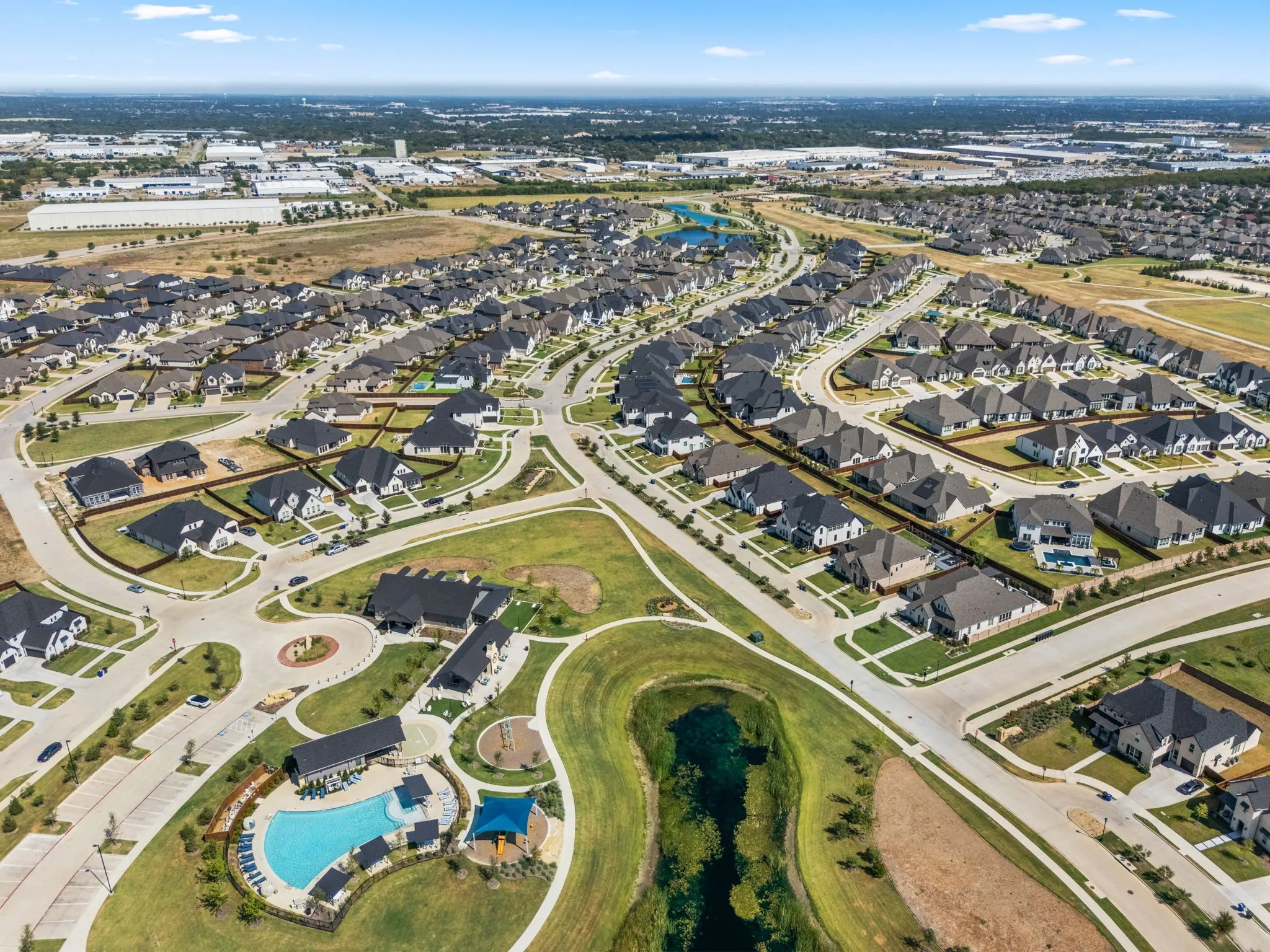 Single Family Residence For Sale in Johnson County , 418 Old Scree Way, Mansfield, Texas 76063, 5 Bedroom, 4 Bathroom, 2 Garage spaces, 3,894 Sqft, built in 2022, mls#21379730, Real Estate Agent in Mansfield, Homes For Sale in Johnson county, Homes For Sale in Mansfield, Realtor in Mansfield Texas, Real Estate Brokerage Independent Realty Texas, Luminita Cordes Realtor