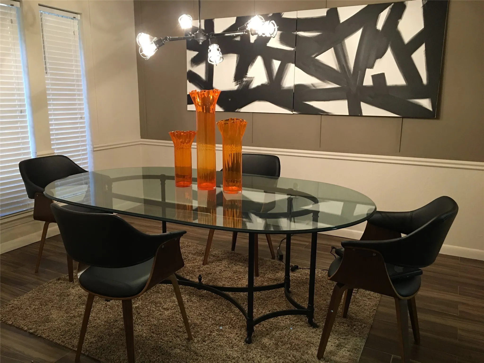 Single Family Residence For Sale in Tarrant County , 500 Sunlight Court, Arlington, Texas 76006, 4 Bedroom, 3 Bathroom, 2 Garage spaces, 2,286 Sqft, built in 1978, mls#21379799, Real Estate Agent in Arlington, Homes For Sale in Tarrant county, Homes For Sale in Arlington, Realtor in Arlington Texas, Real Estate Brokerage Independent Realty Texas, Luminita Cordes Realtor