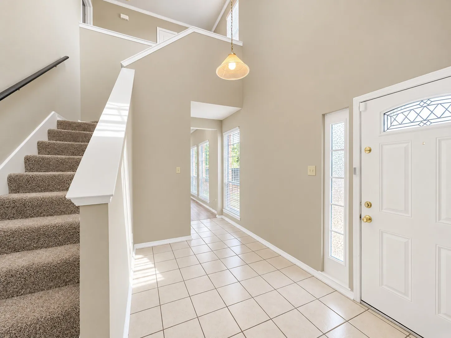 Duplex For Sale in Tarrant County , 815 Valleybrooke Drive, Arlington, Texas 76001, 6 Bedroom, 6 Bathroom, 4 Garage spaces, 0 Sqft, built in 2002, mls#21379776, Real Estate Agent in Arlington, Homes For Sale in Tarrant county, Homes For Sale in Arlington, Realtor in Arlington Texas, Real Estate Brokerage Independent Realty Texas, Luminita Cordes Realtor