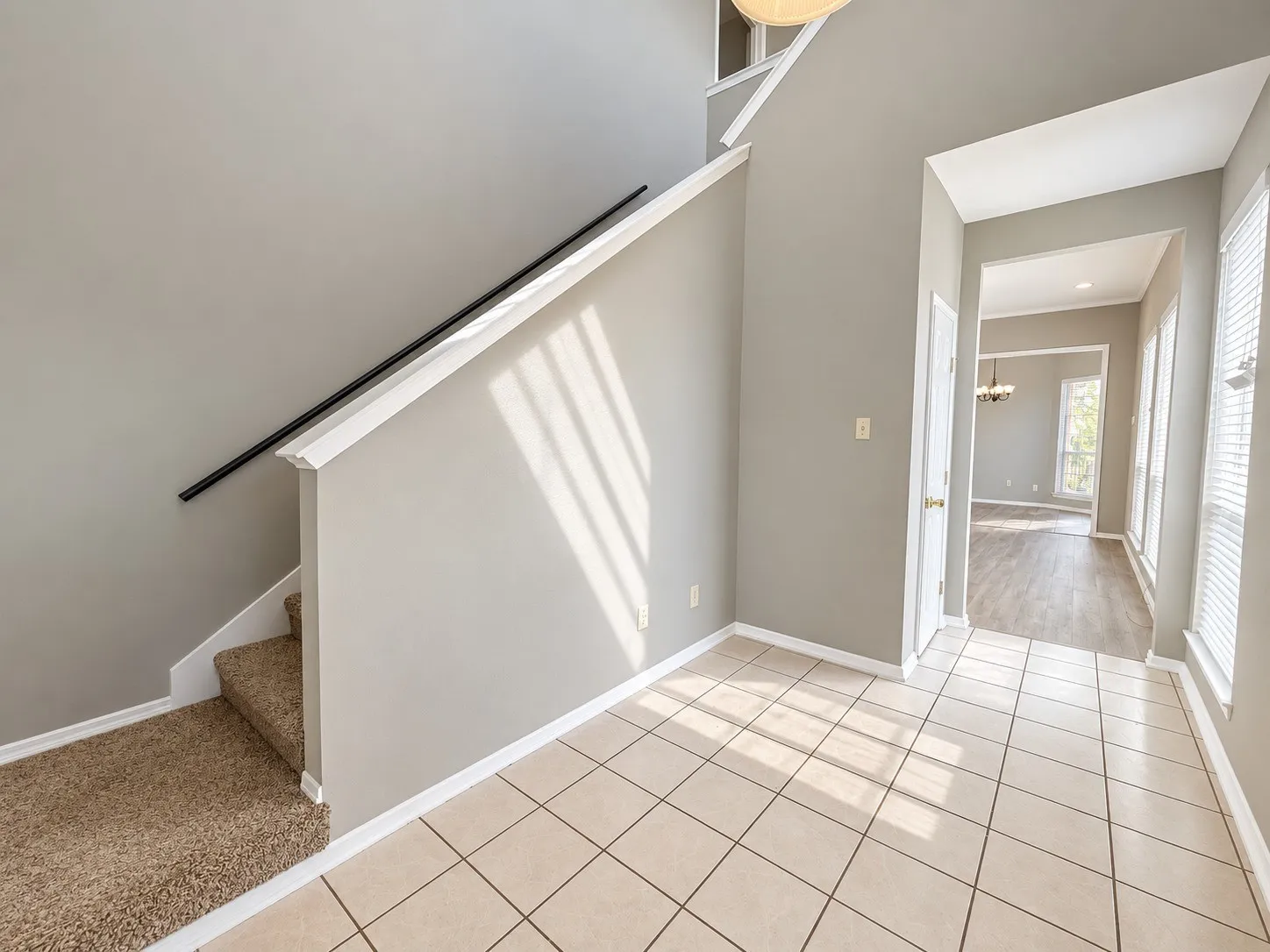 Duplex For Sale in Tarrant County , 815 Valleybrooke Drive, Arlington, Texas 76001, 6 Bedroom, 6 Bathroom, 4 Garage spaces, 0 Sqft, built in 2002, mls#21379776, Real Estate Agent in Arlington, Homes For Sale in Tarrant county, Homes For Sale in Arlington, Realtor in Arlington Texas, Real Estate Brokerage Independent Realty Texas, Luminita Cordes Realtor
